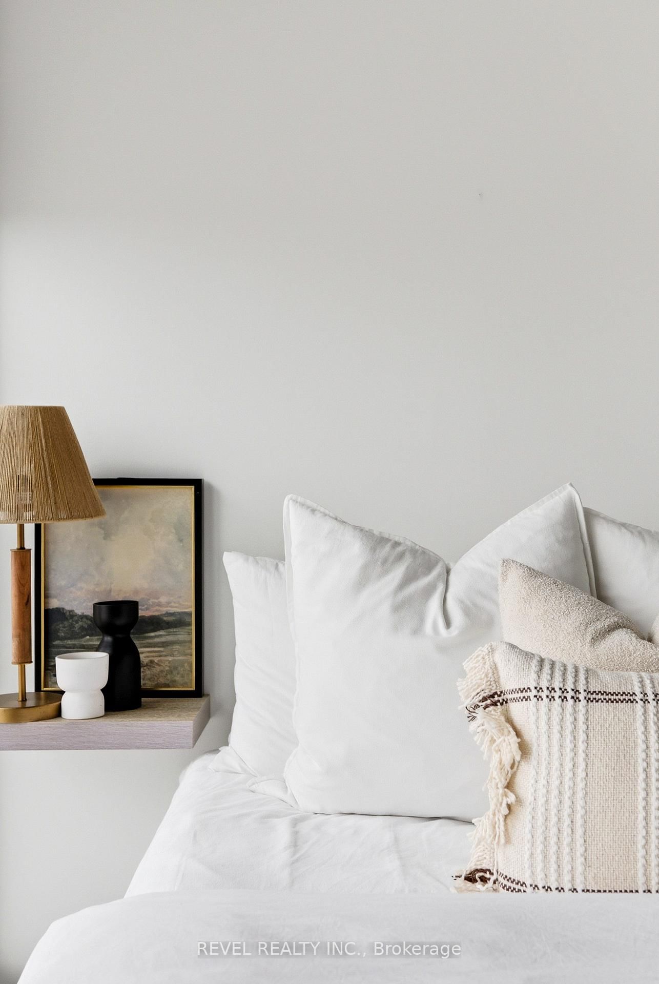 150 East Liberty Street, Unit 2701 - Photo 15