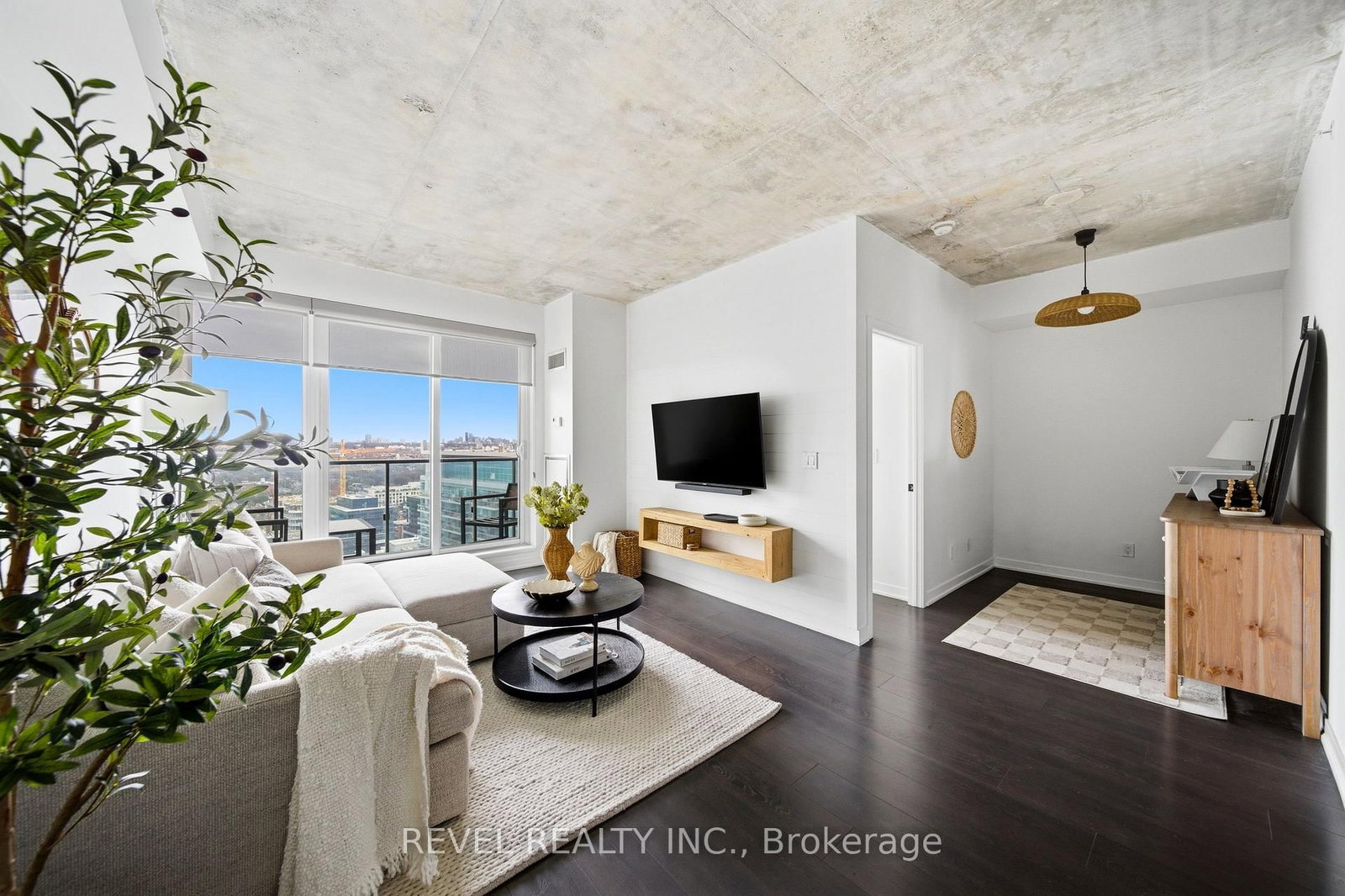 150 East Liberty Street, Unit 2701 - Photo 16