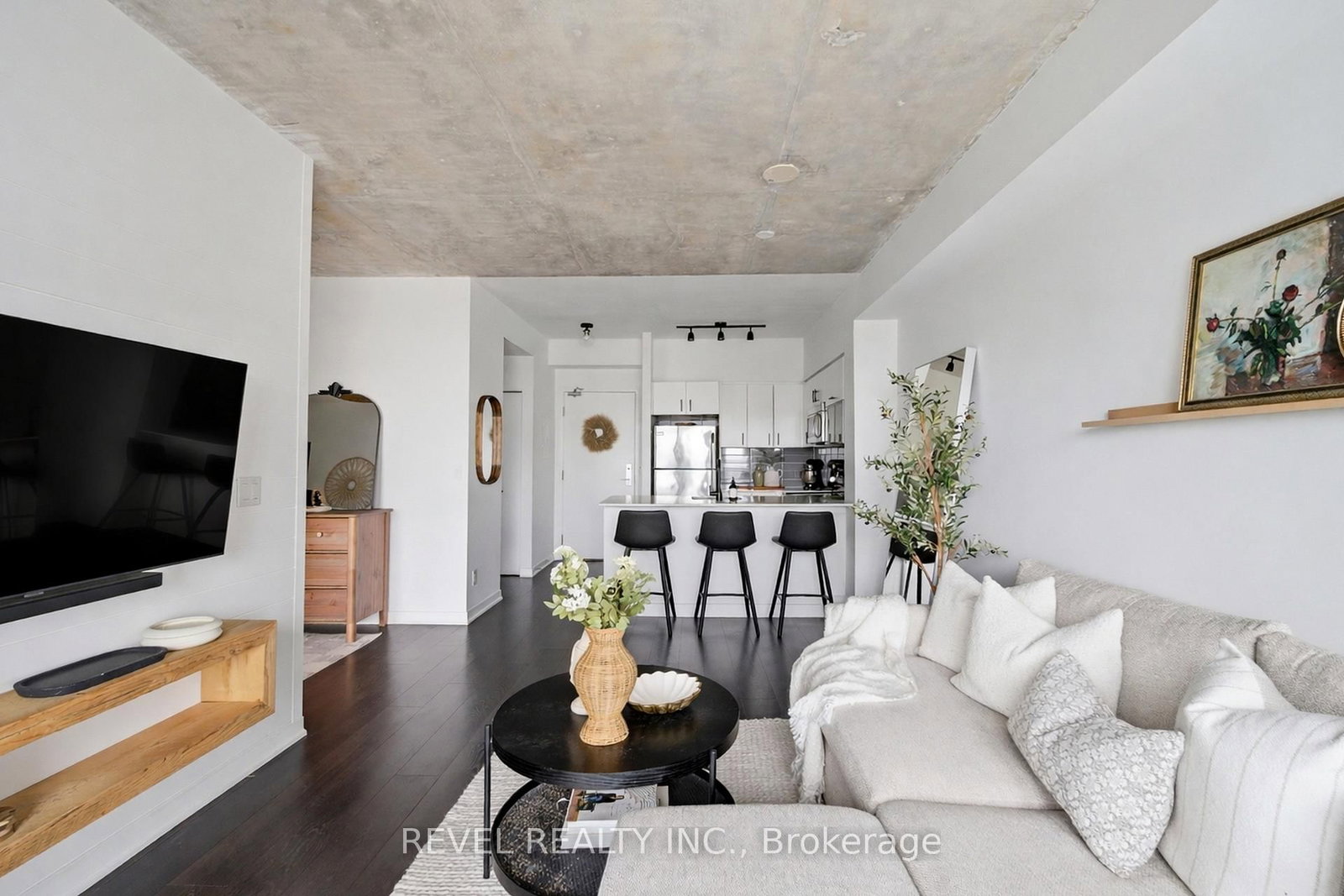 150 East Liberty Street, Unit 2701 - Photo 20