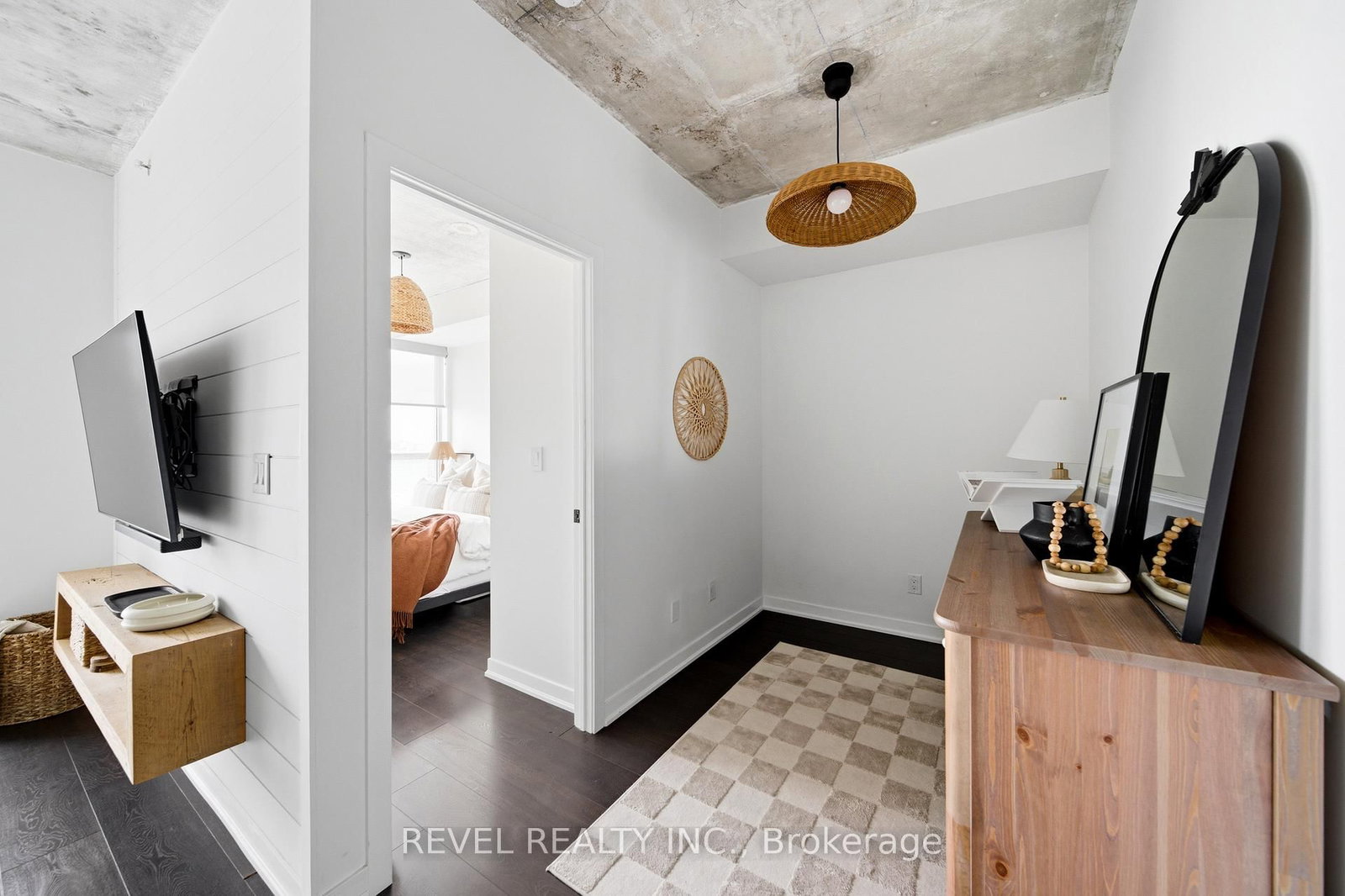 150 East Liberty Street, Unit 2701 - Photo 27