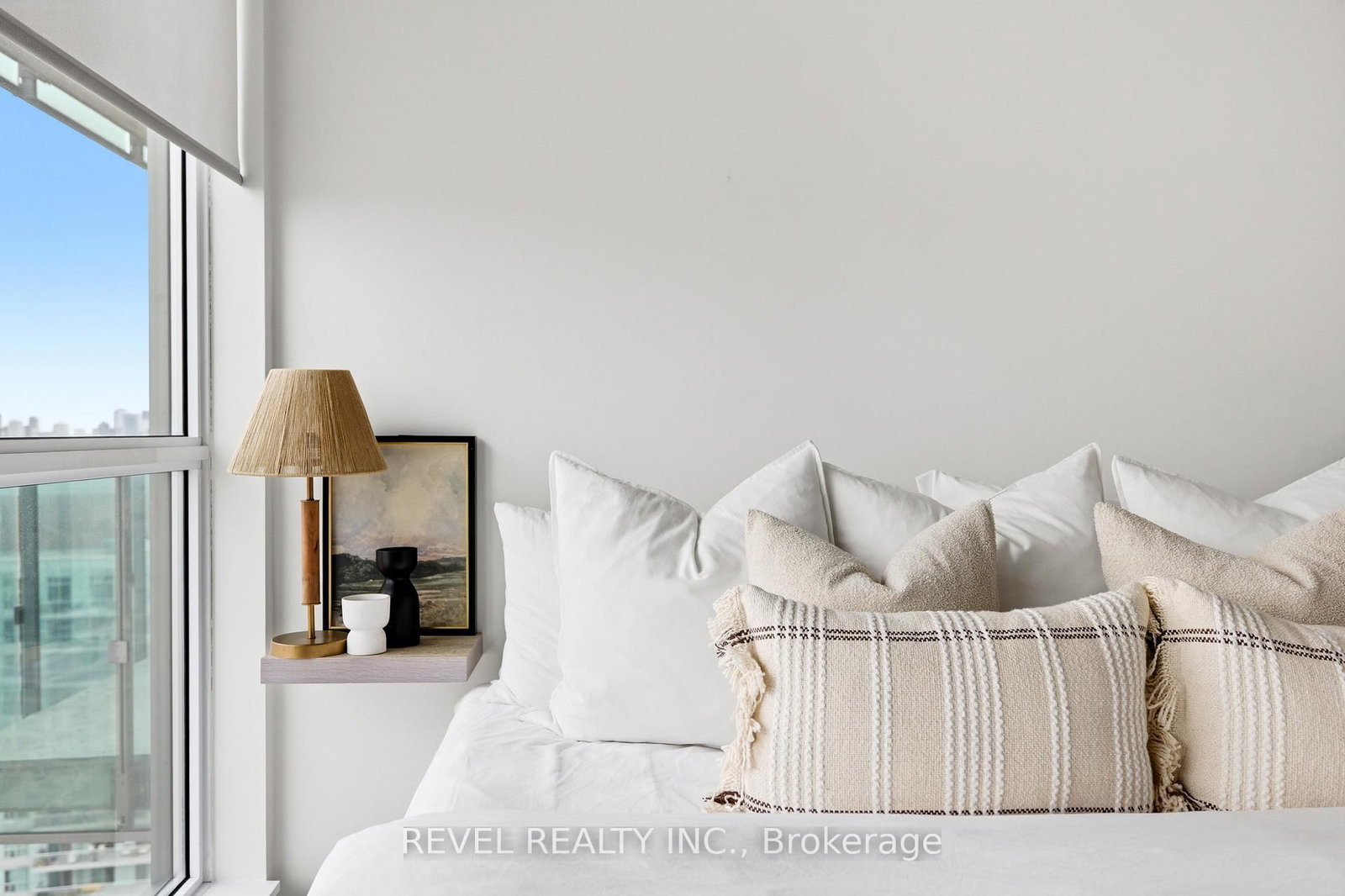 150 East Liberty Street, Unit 2701 - Photo 31