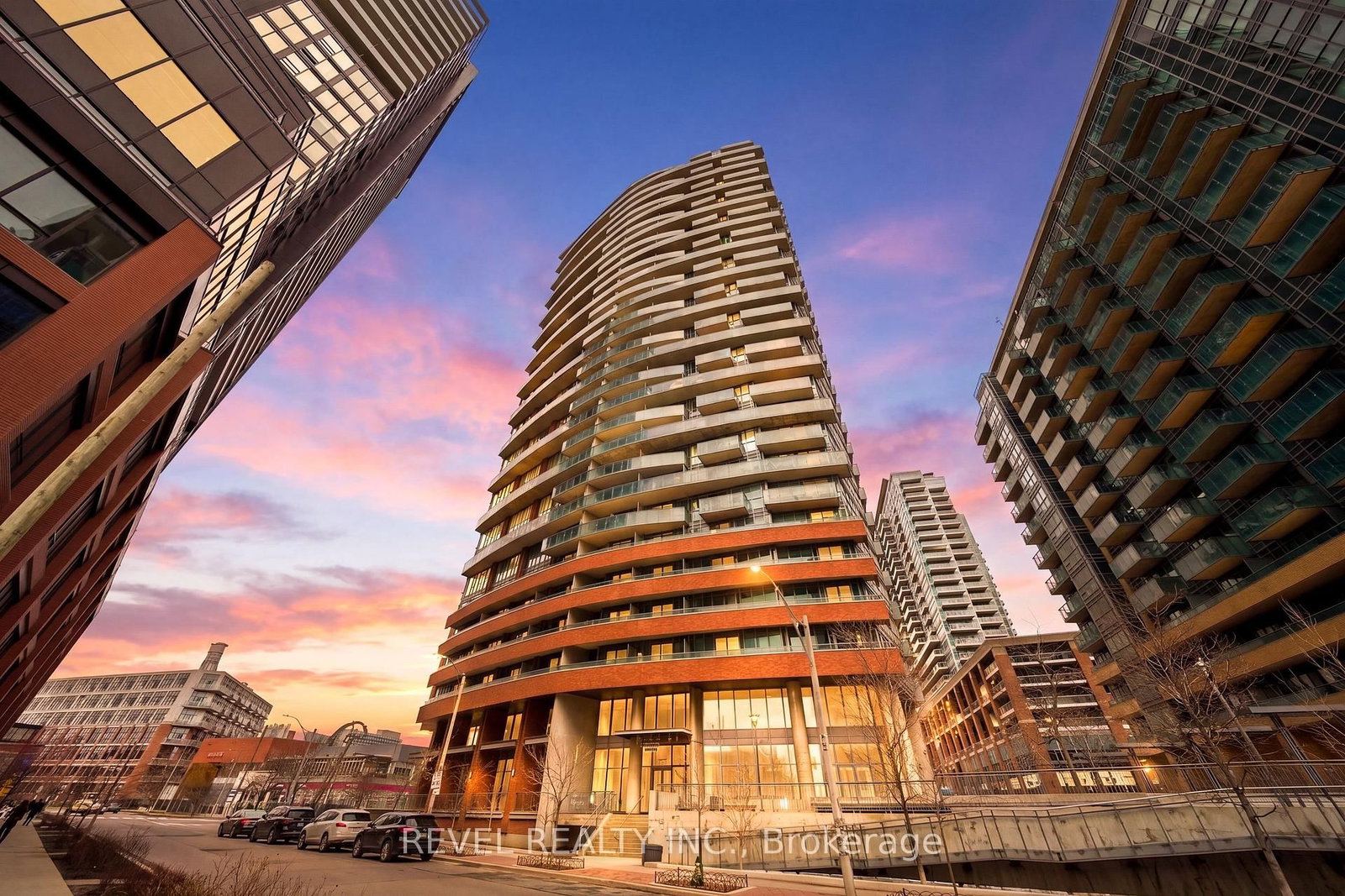 150 East Liberty Street, Unit 2701 - Photo 39