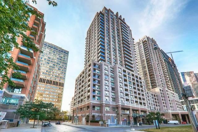 407 - 909 Bay Street