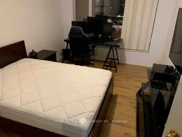 909 Bay Street, Unit 407 - Photo 4