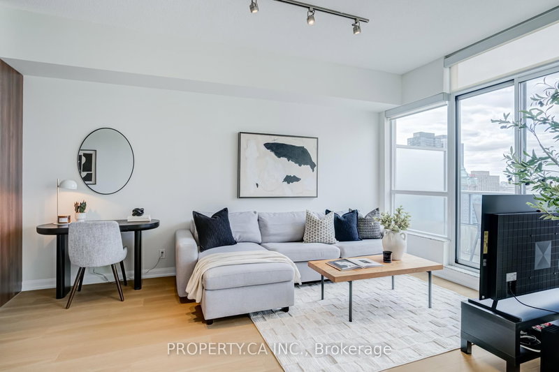 2202 - 500 Sherbourne St, Toronto, M4X 1L1 | Image 2