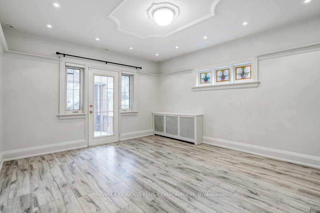 123 Colin Avenue E - Photo 10