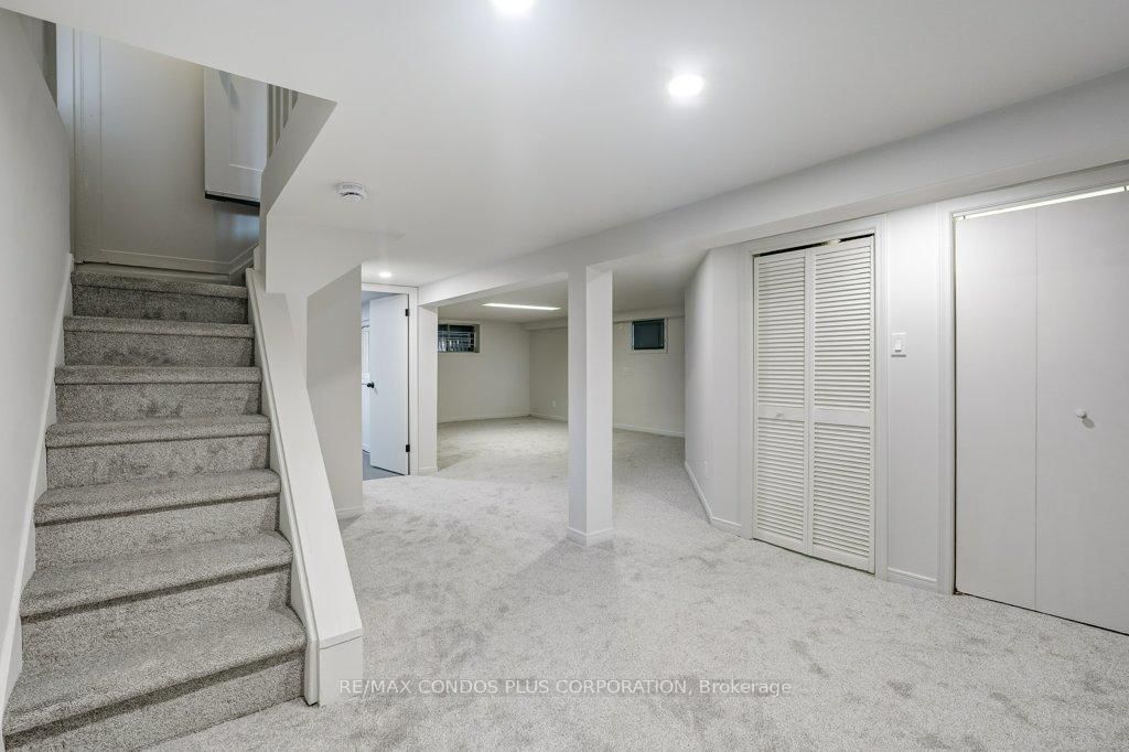 123 Colin Avenue E - Photo 19