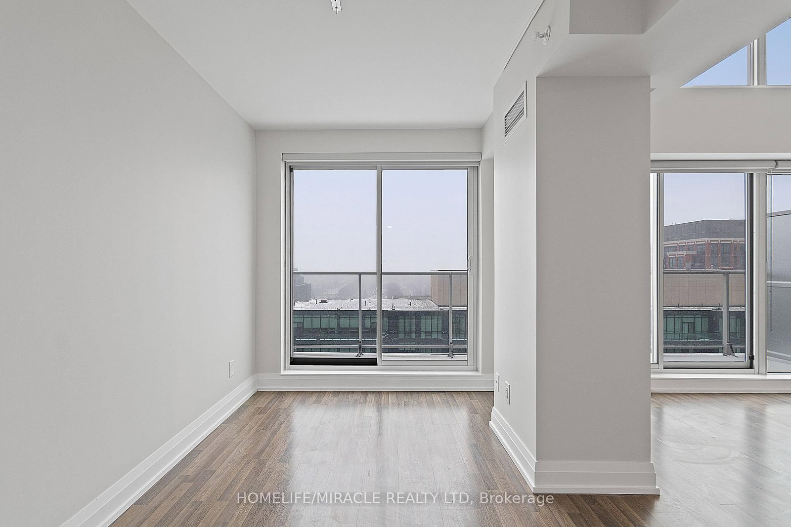 555 Wilson Avenue W, Unit PH1402 - Photo 12