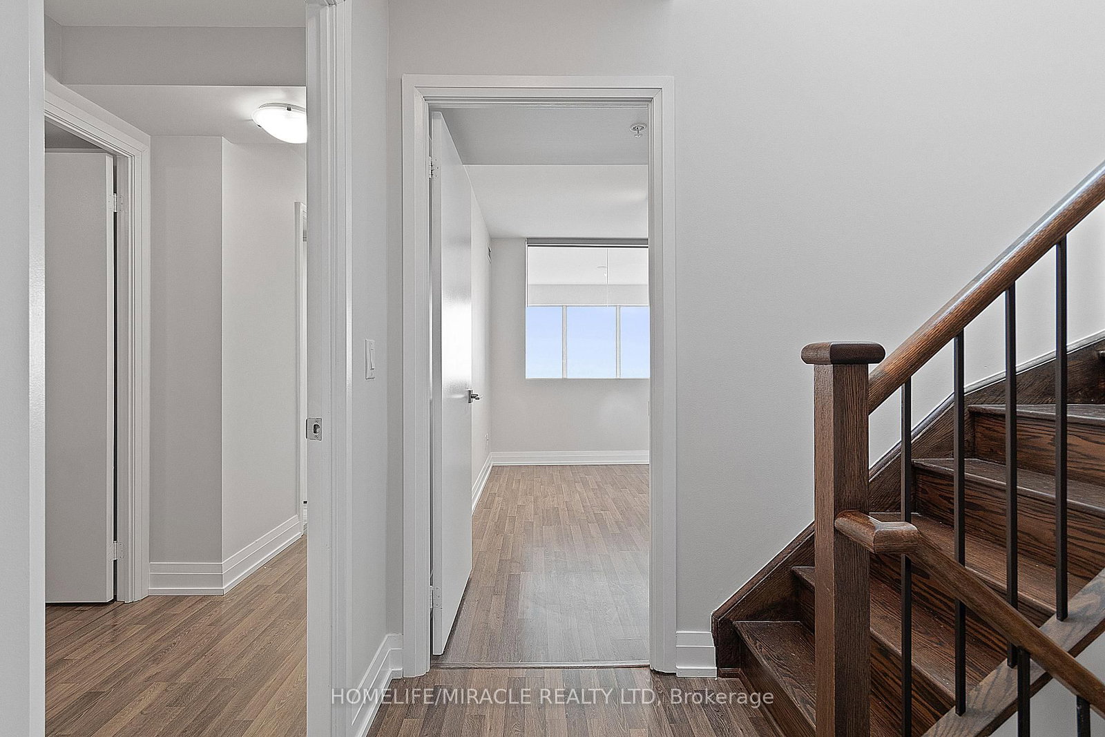 555 Wilson Avenue W, Unit PH1402 - Photo 17