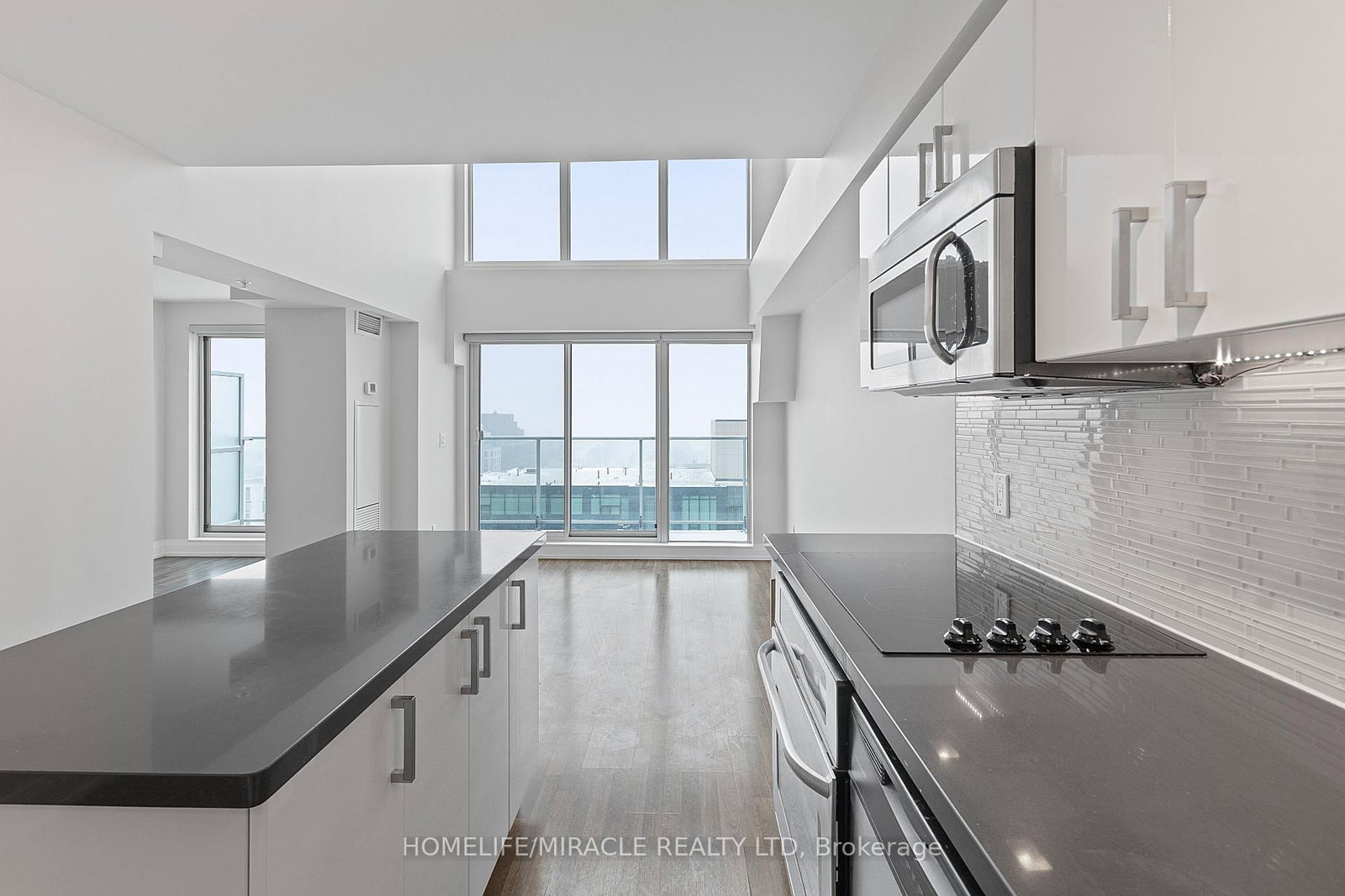 555 Wilson Avenue W, Unit PH1402 - Photo 6