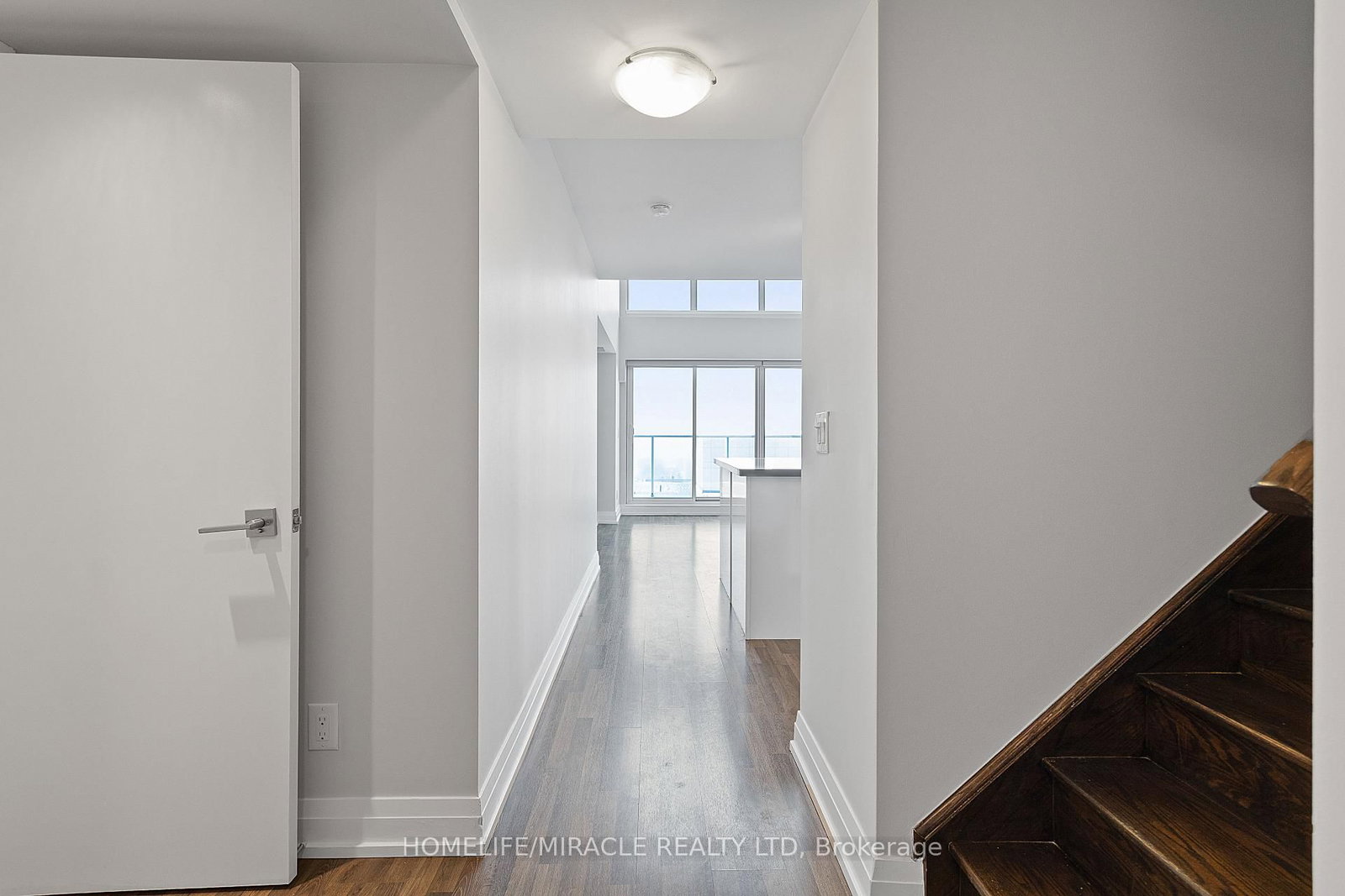 555 Wilson Avenue W, Unit PH1402 - Photo 8