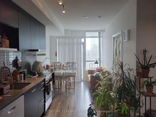 2613 - 365 Church Street