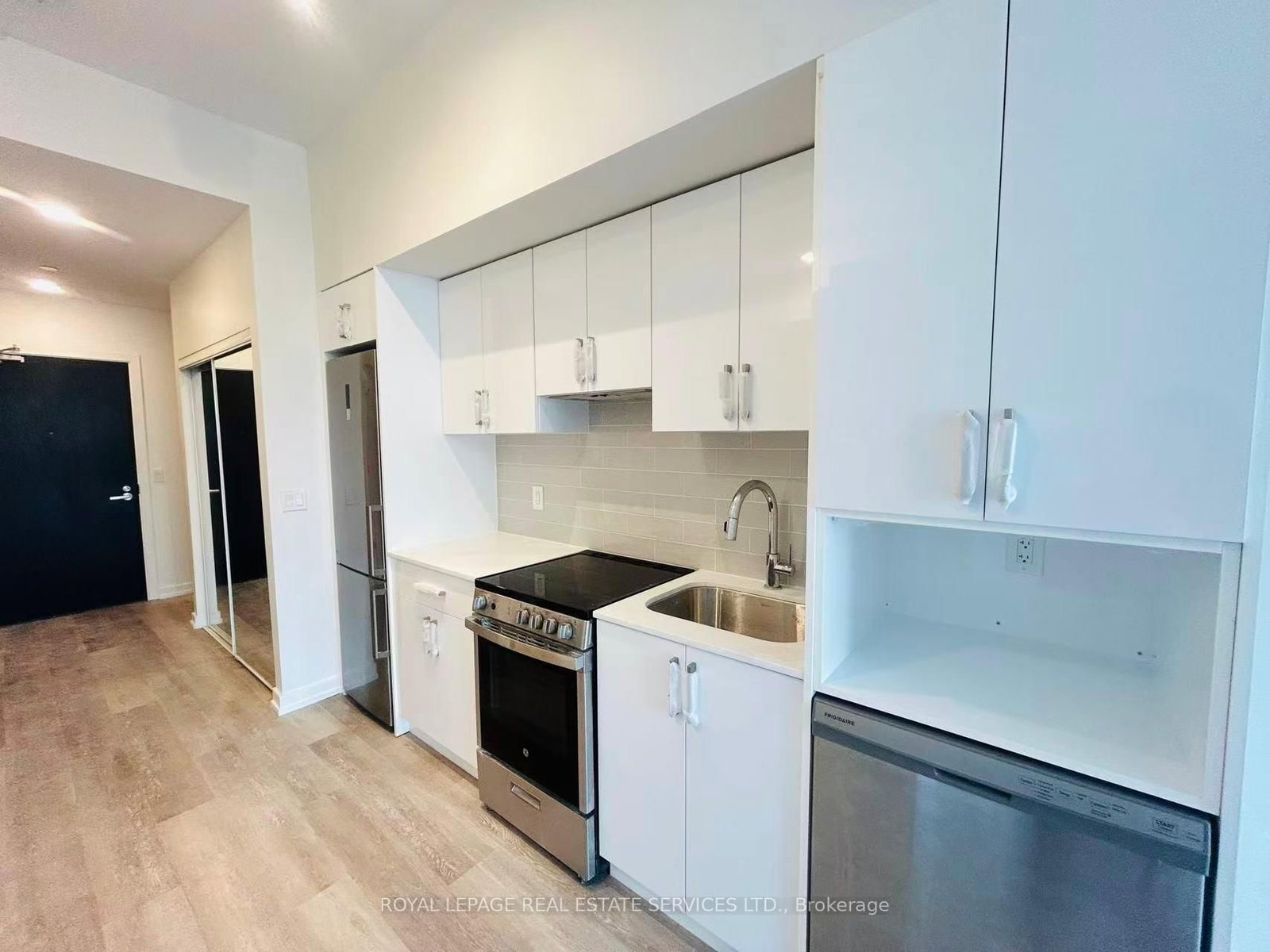 18 Maitland Terrace, Unit 705 - Photo 4