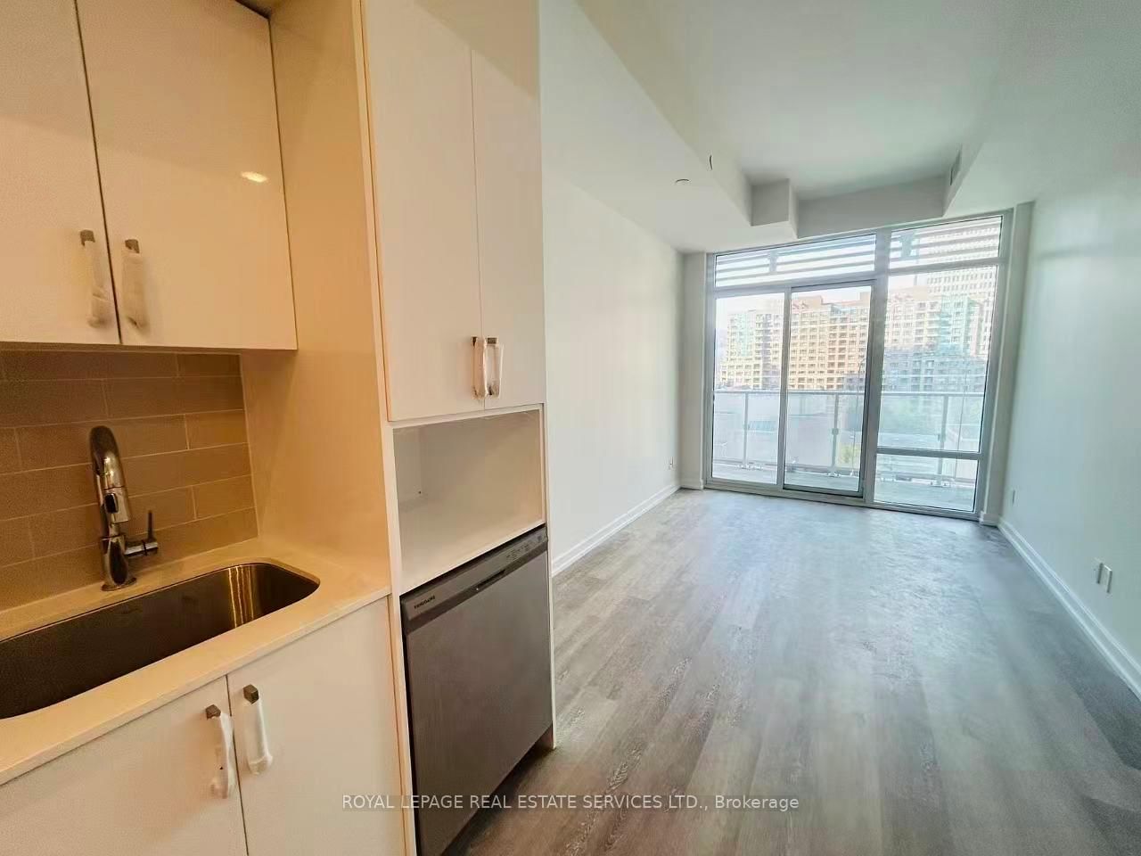 18 Maitland Terrace, Unit 705 - Photo 8