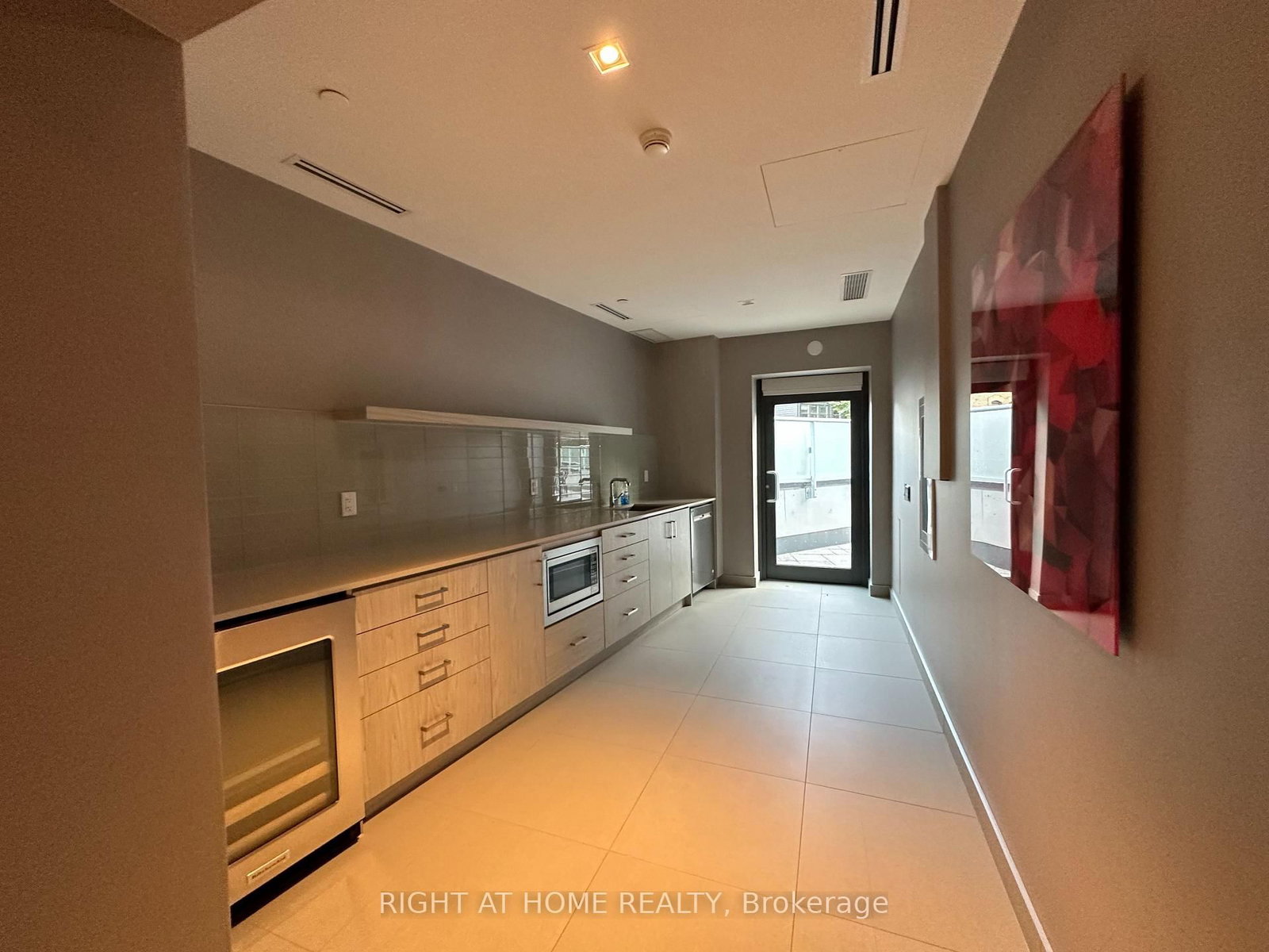 219 DUNDAS Street E, Unit 2210 - Photo 13