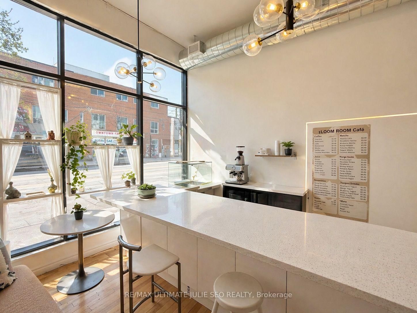 511 Queen Street W - Photo 4