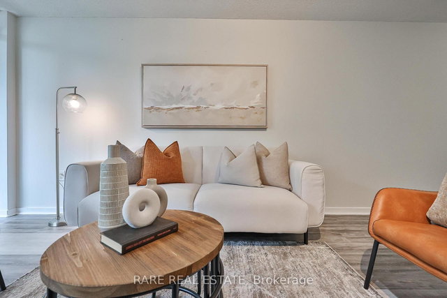 518 W - 36 Lisgar Street