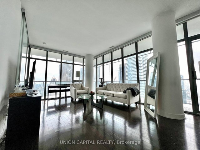 2807 - 33 Charles Street E