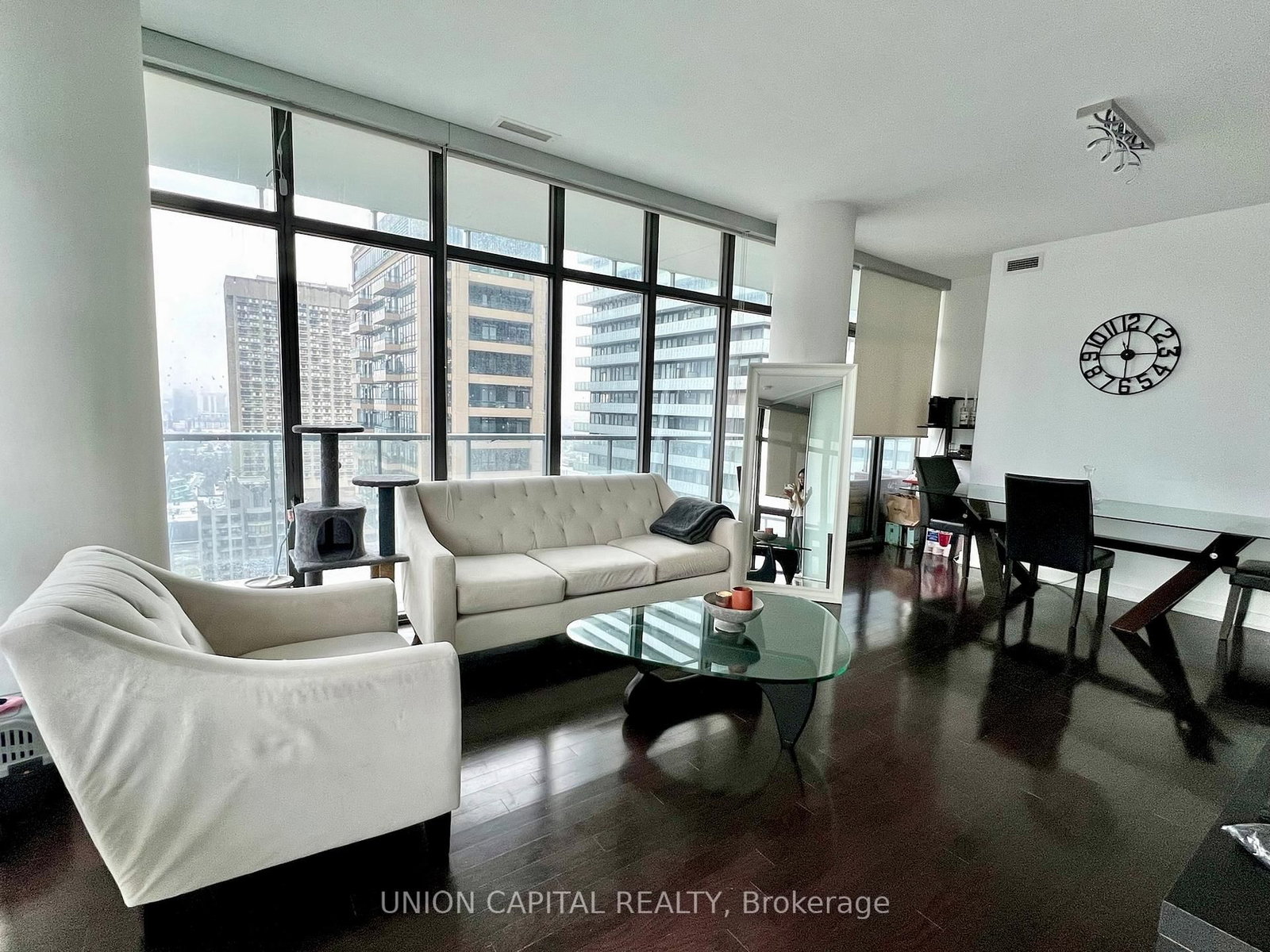 33 Charles Street E, Unit 2807 - Photo 15