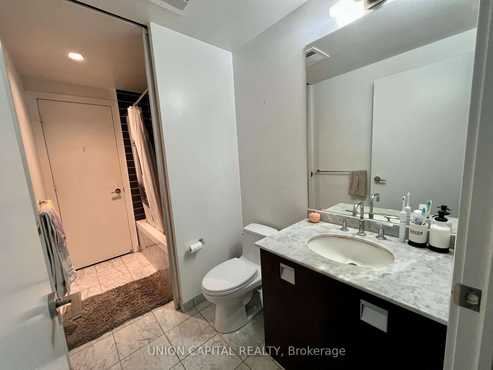 33 Charles Street E, Unit 2807 - Photo 9