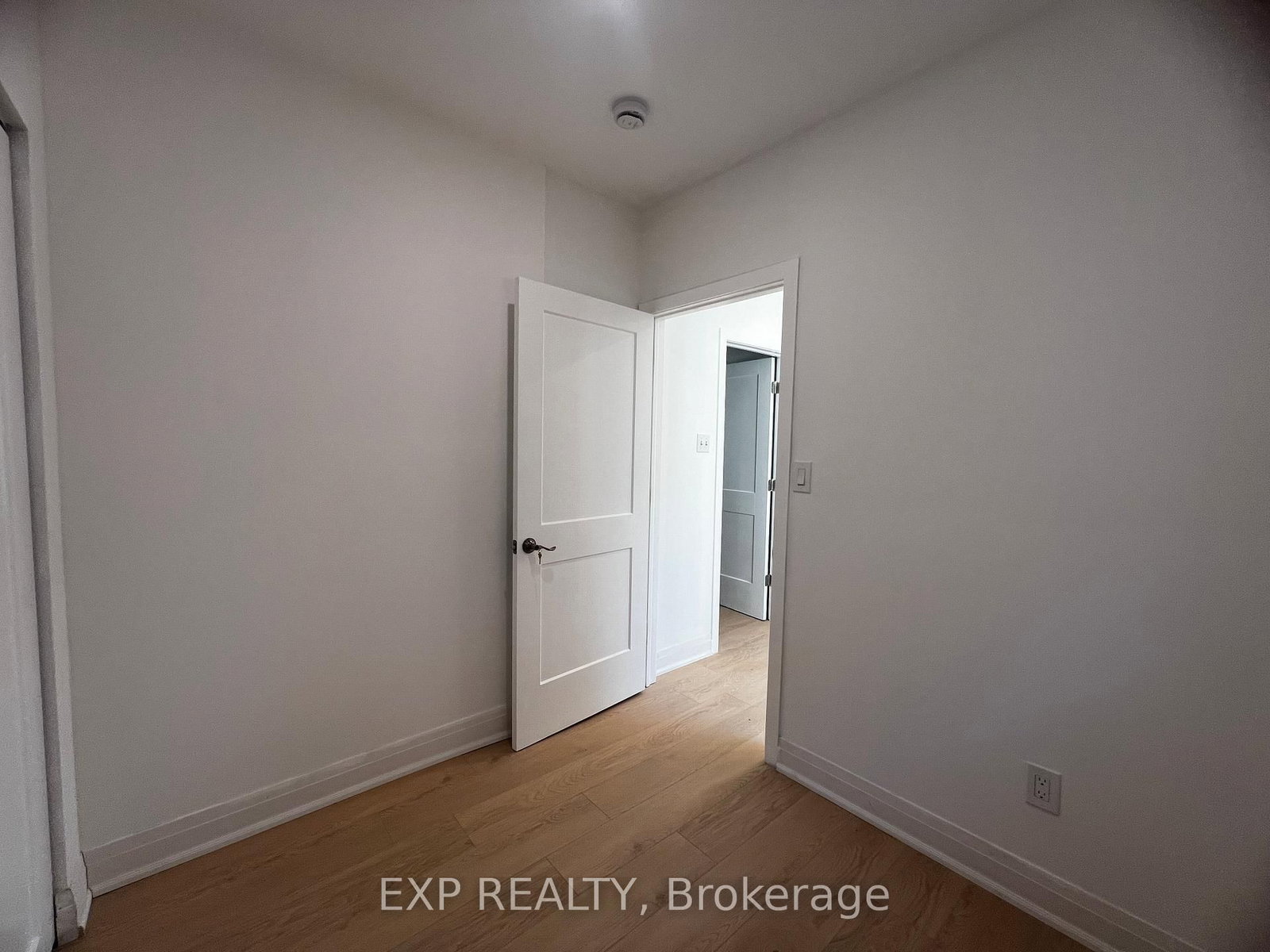 804A St Clair Avenue W, Unit 101 - Photo 16