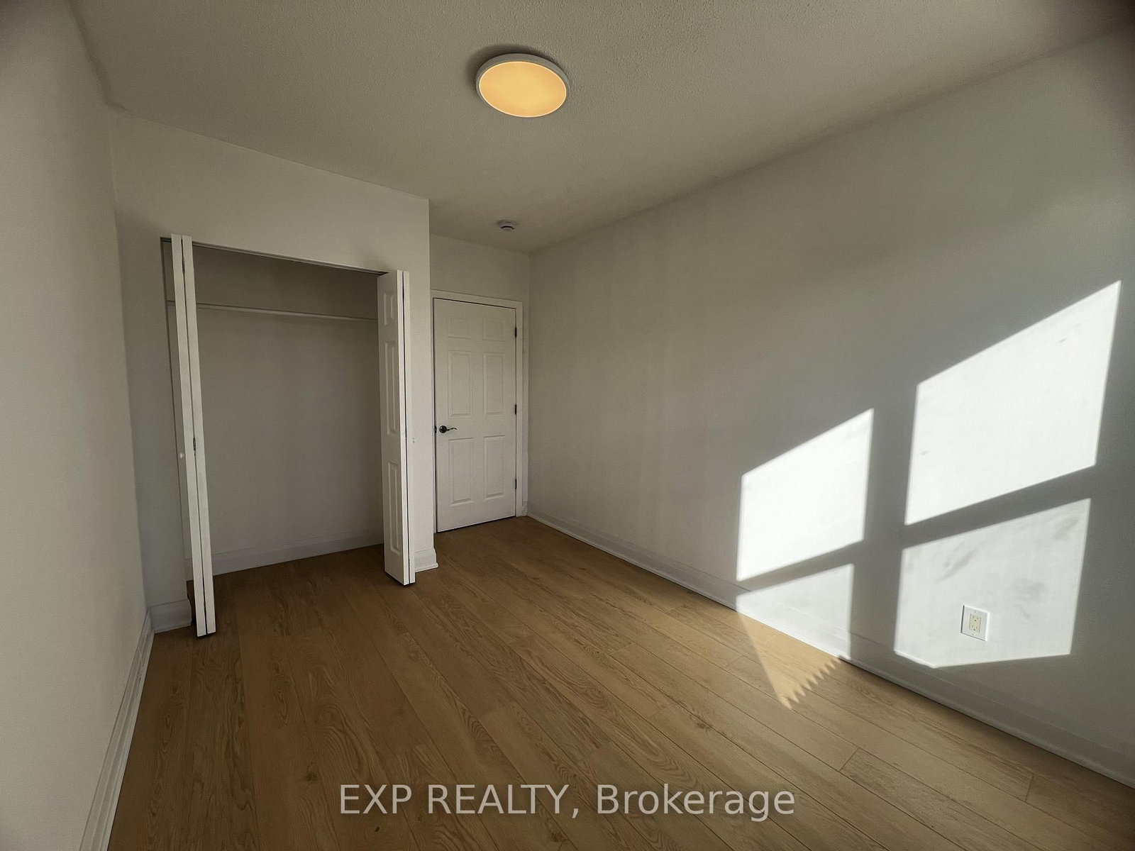 804A St Clair Avenue W, Unit 101 - Photo 6