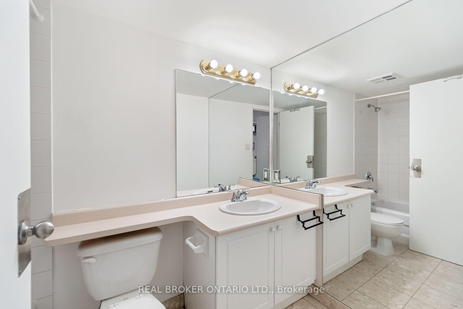 650 Queens Quay W, Unit 915 - Photo 20