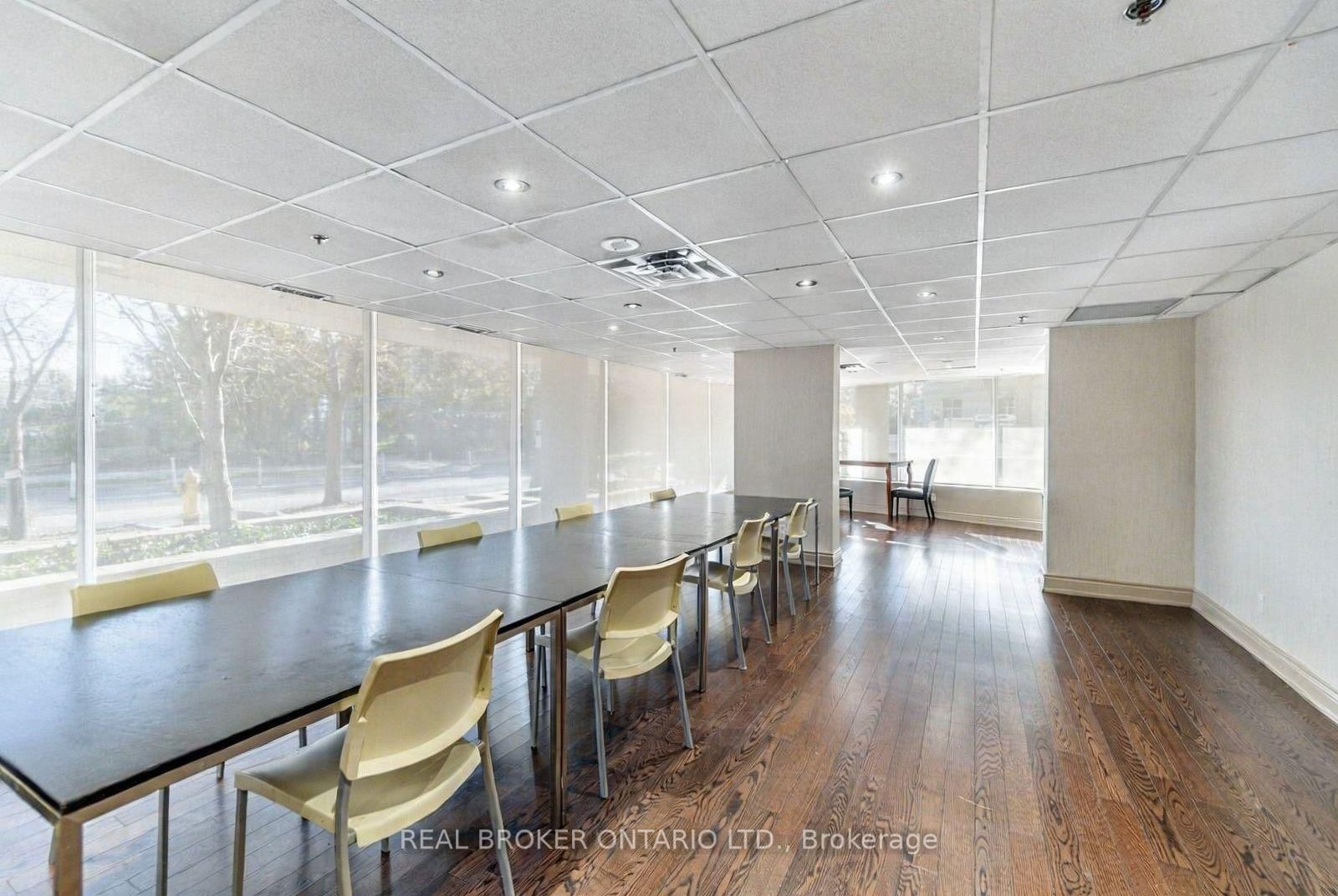 650 Queens Quay W, Unit 915 - Photo 26