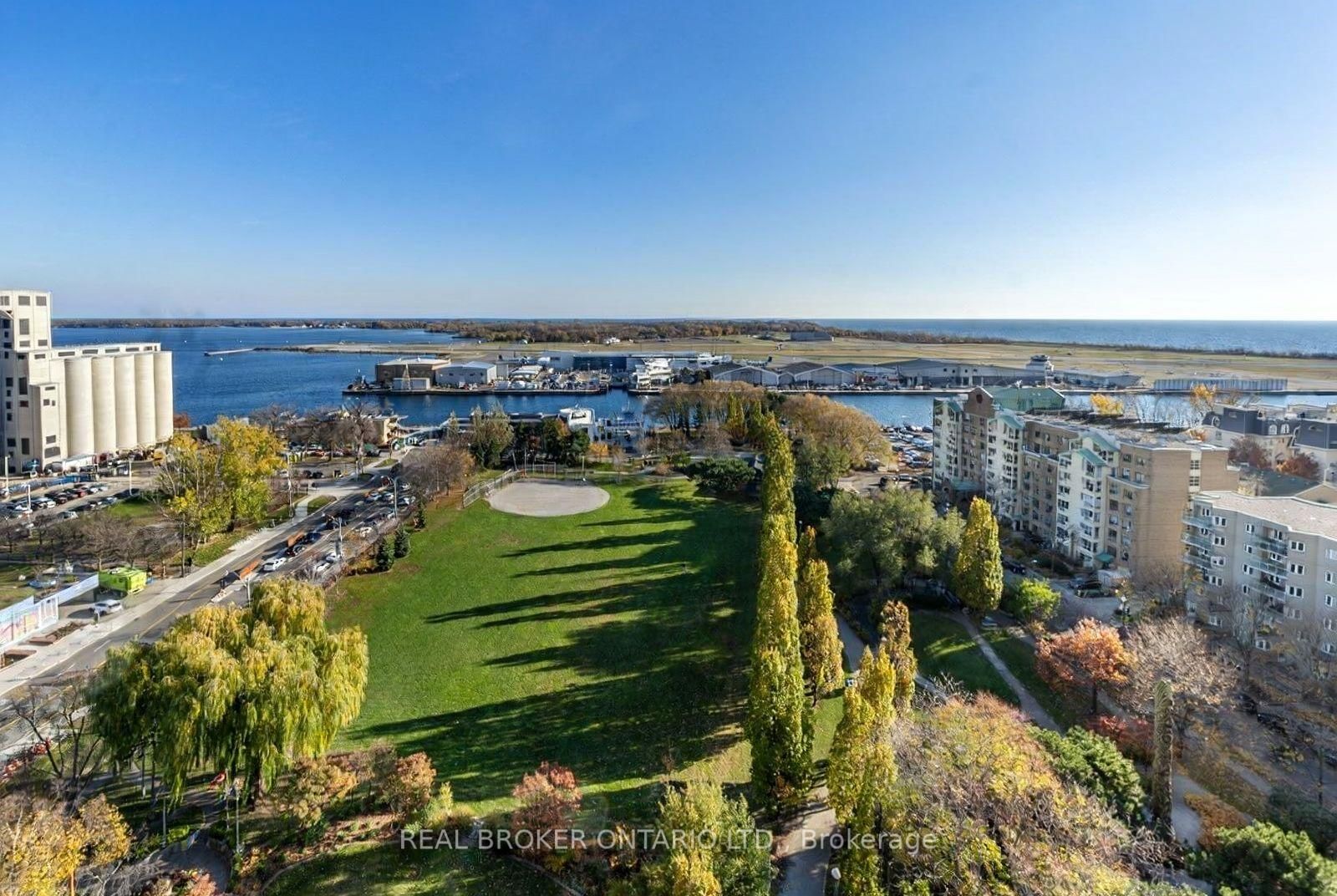 650 Queens Quay W, Unit 915 - Photo 32