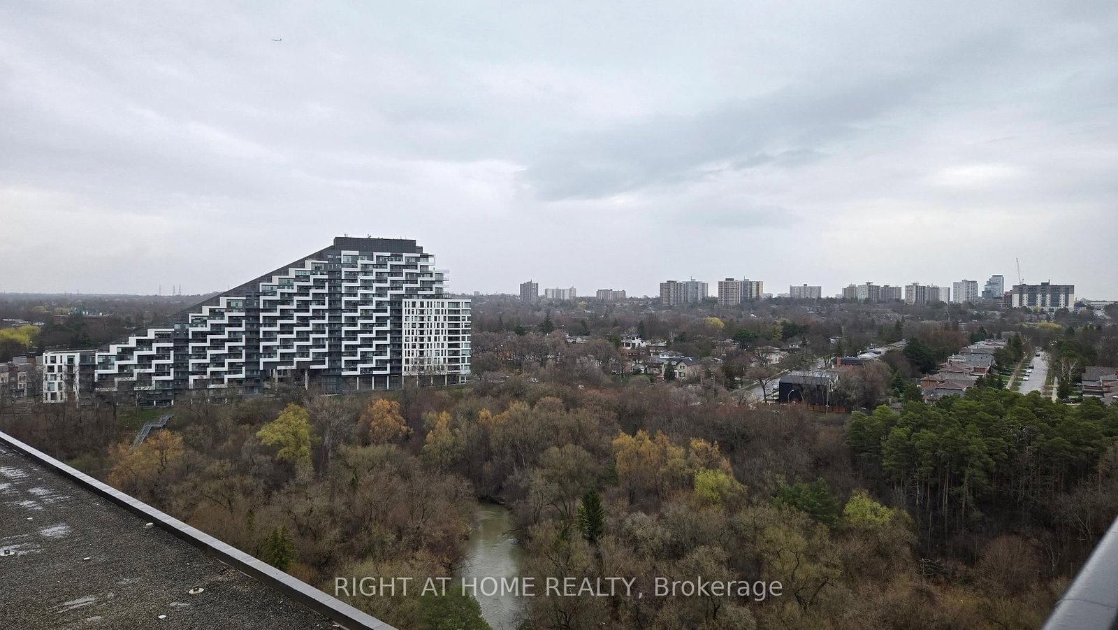 29 Green Trail Court, Unit 1505 - Photo 14