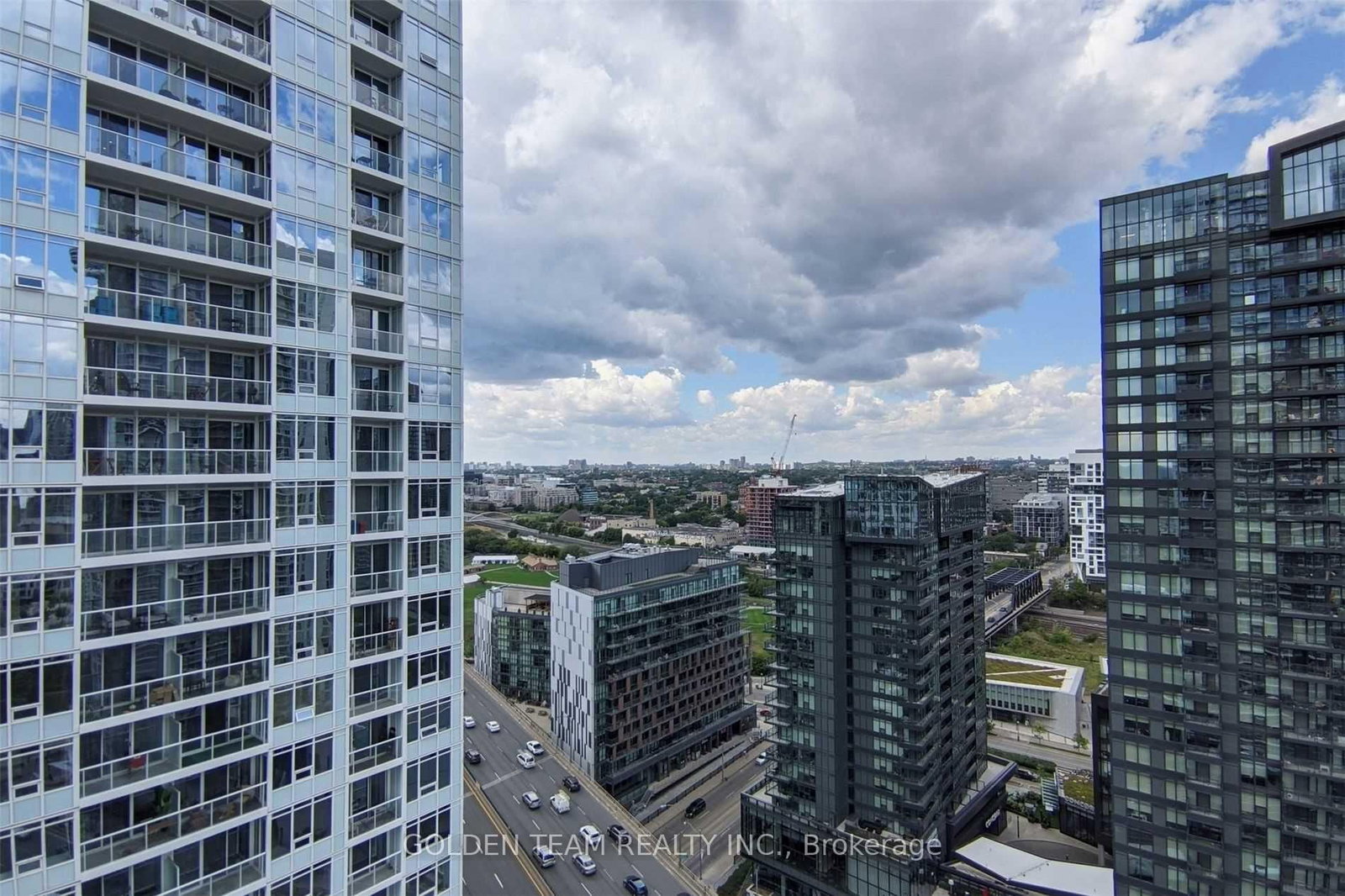 17 Bathurst Street, Unit 2306 - Photo 10