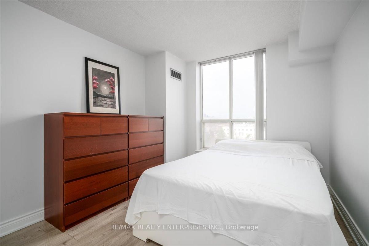 21 Overlea Boulevard NE, Unit 506 - Photo 14