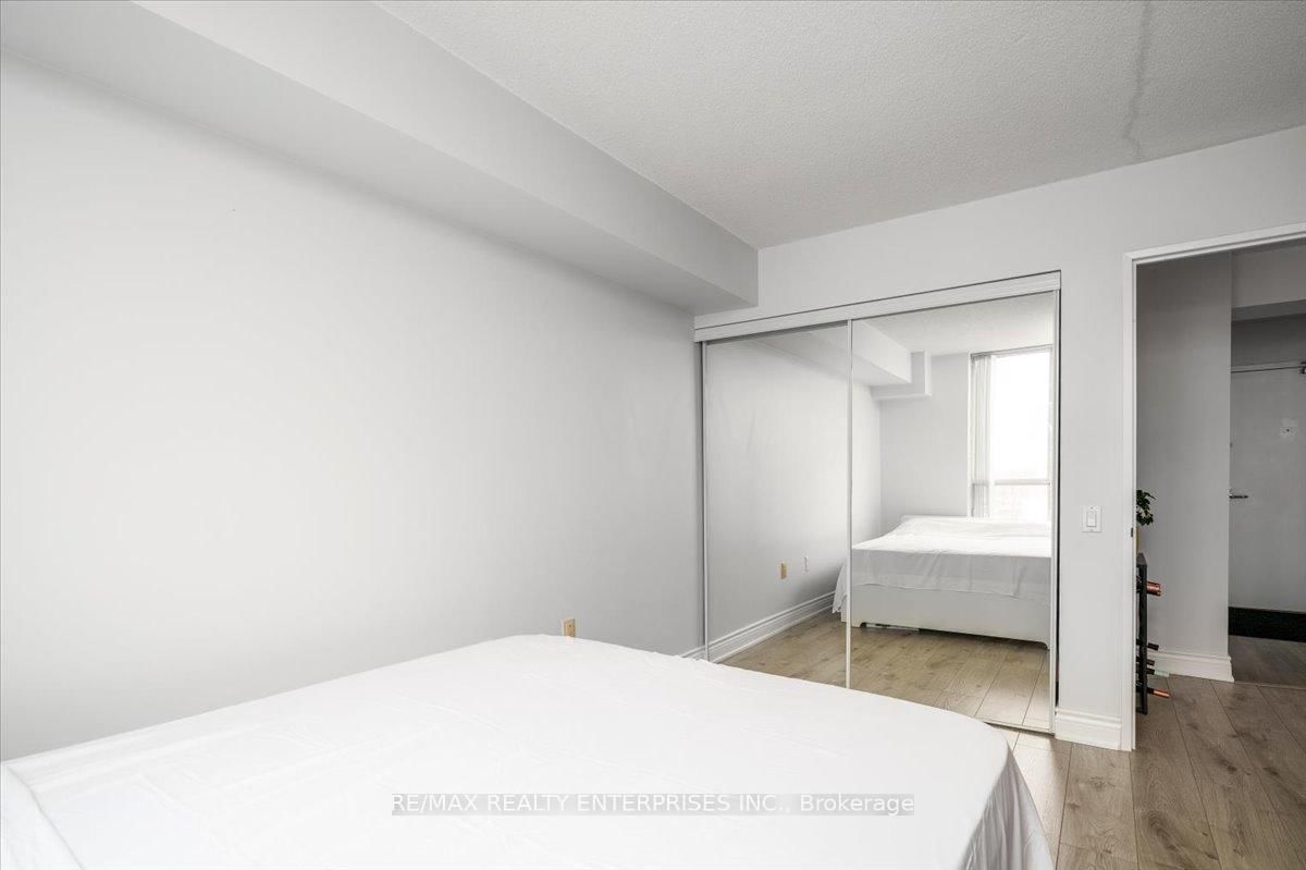 21 Overlea Boulevard NE, Unit 506 - Photo 15