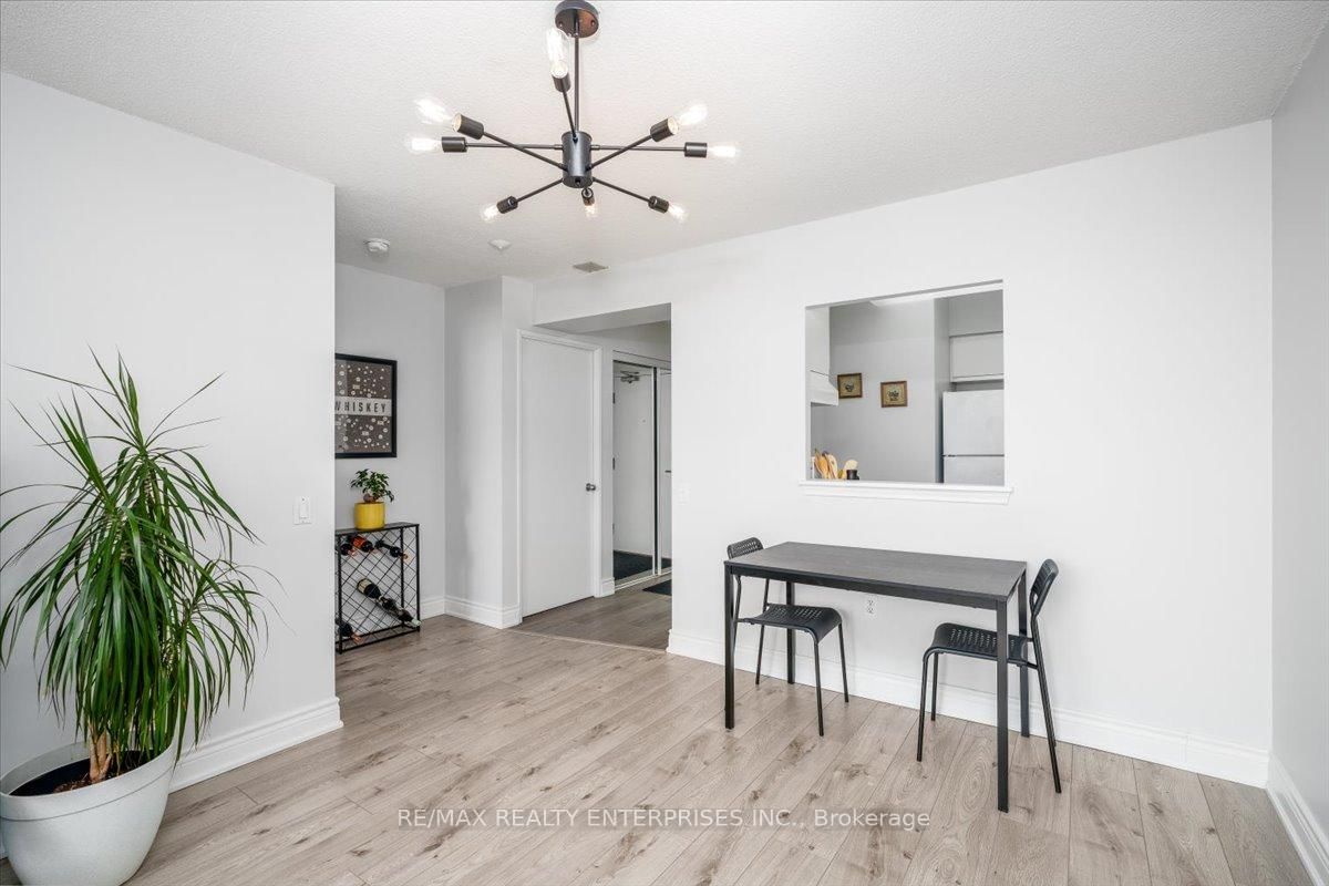 21 Overlea Boulevard NE, Unit 506 - Photo 6