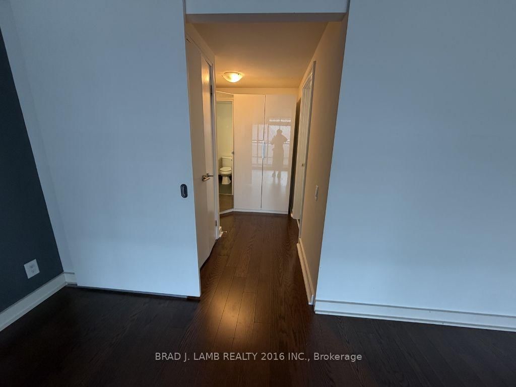 5 Hanna Avenue, Unit 328 - Photo 18