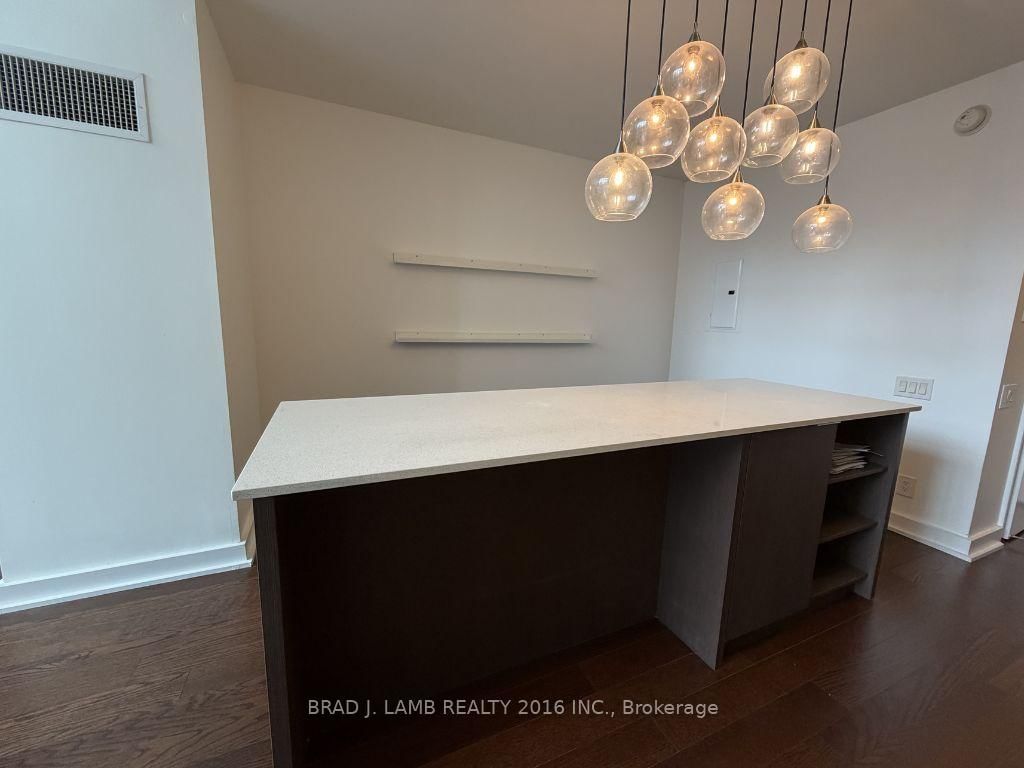 5 Hanna Avenue, Unit 328 - Photo 9