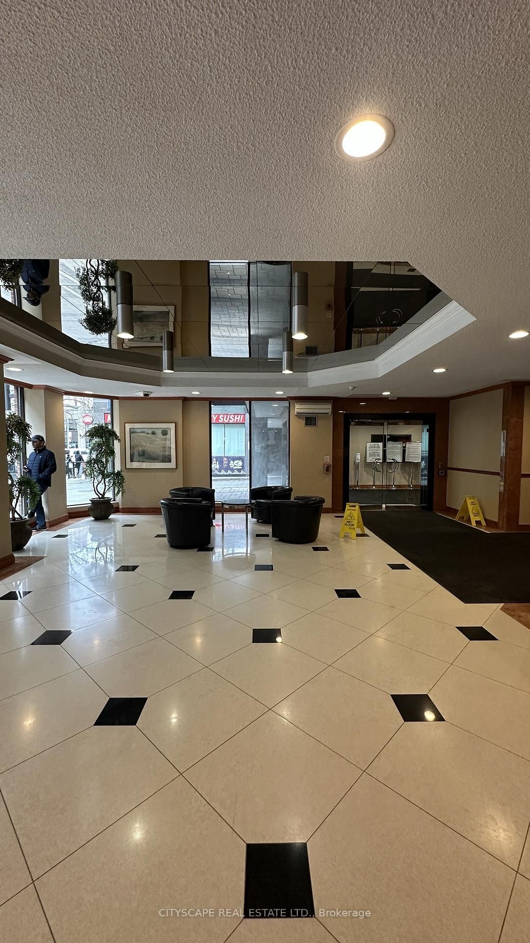 633 Bay Street, Unit 2011 - Photo 12