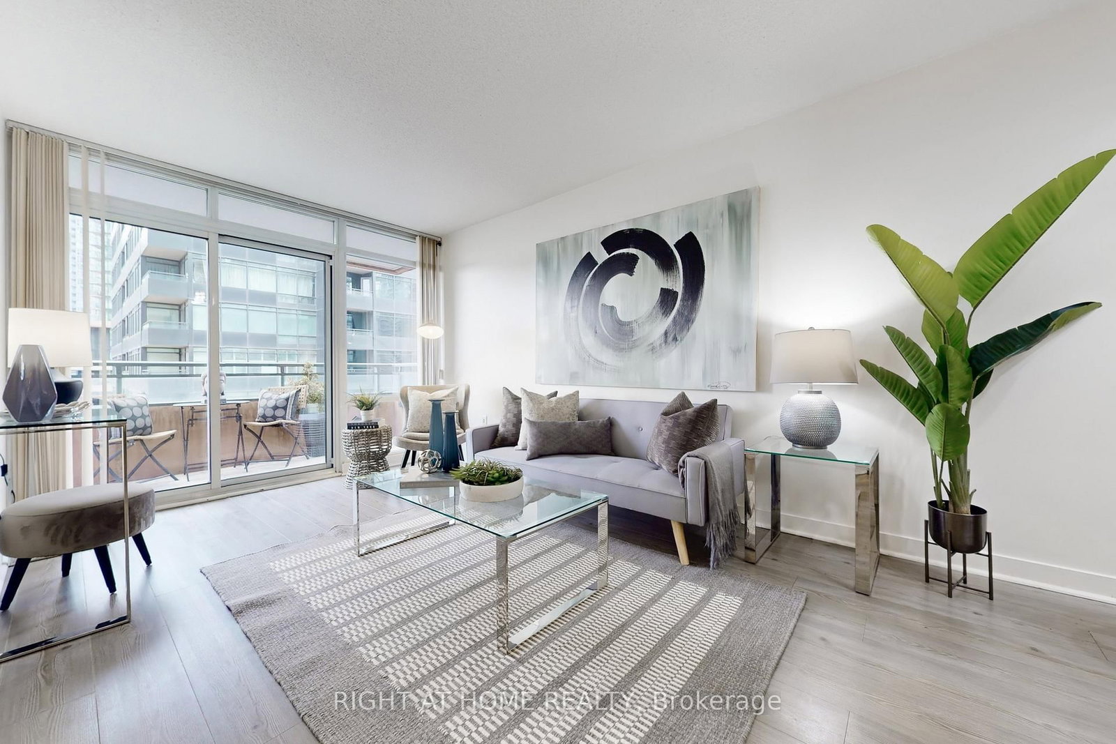 Property at 4K Spadina