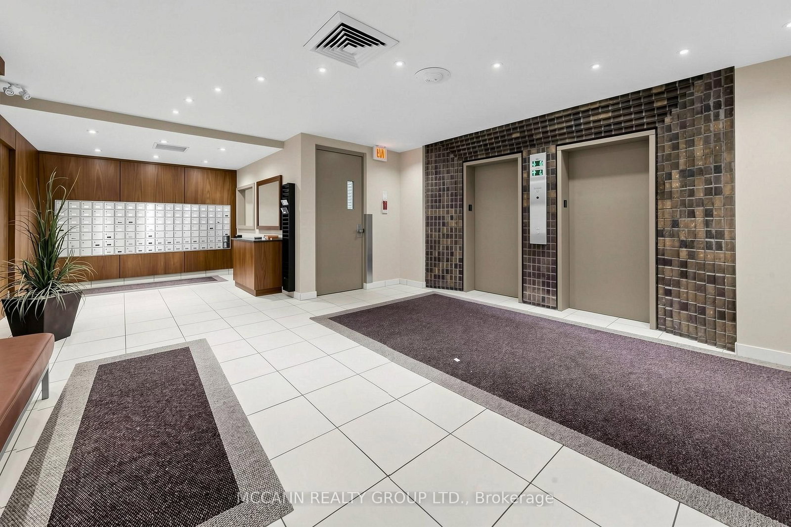 720 Spadina Avenue, Unit 1510 - Photo 32