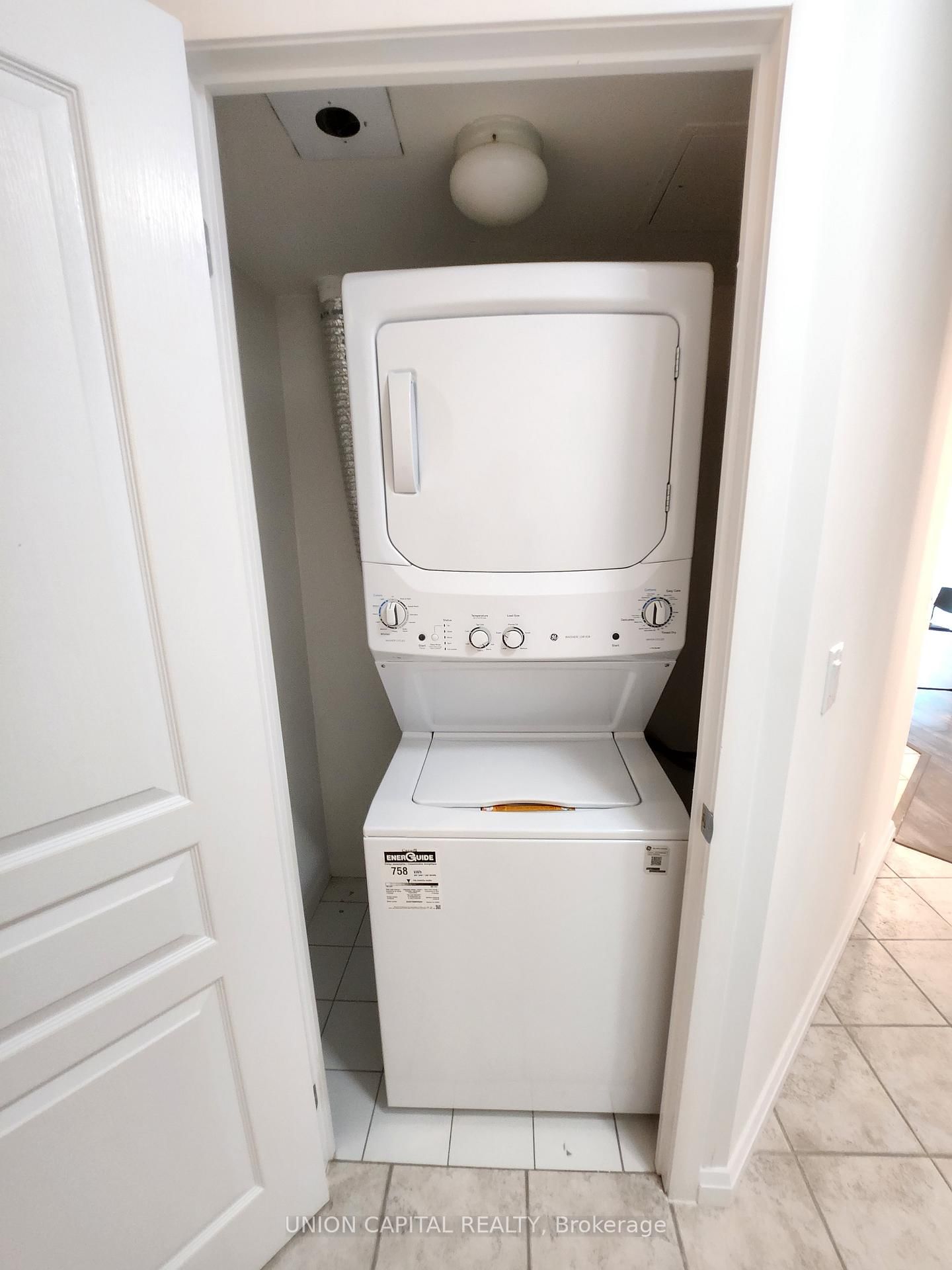 18 Yonge Street, Unit 1113 - Photo 15