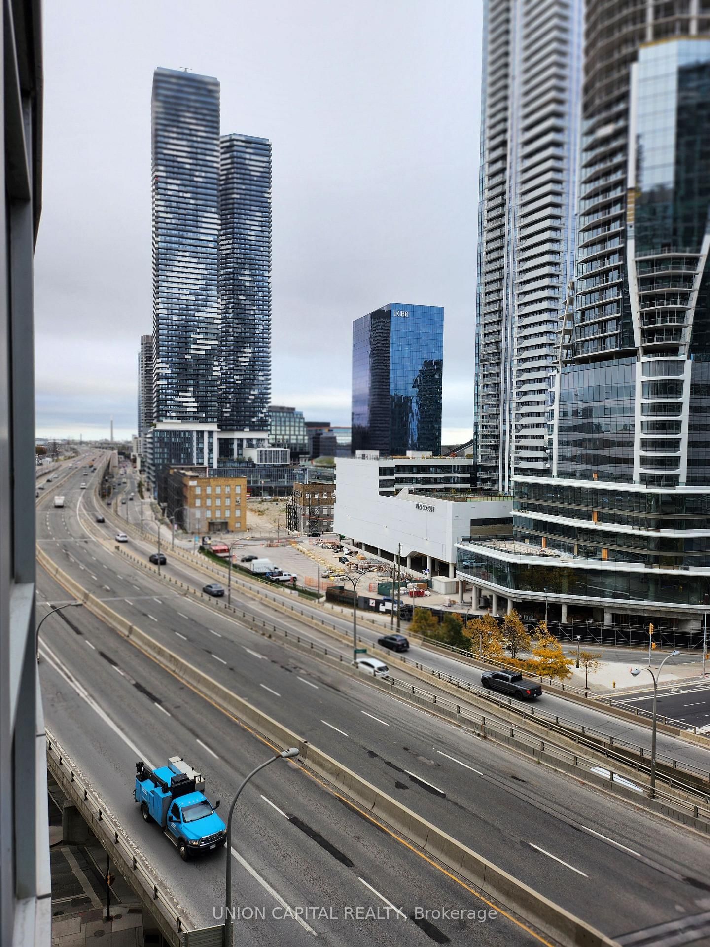 18 Yonge Street, Unit 1113 - Photo 20