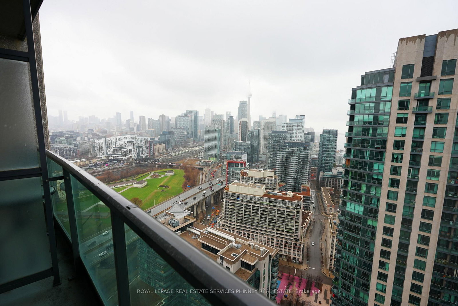 219 Fort York Boulevard, Unit 3506 - Photo 15