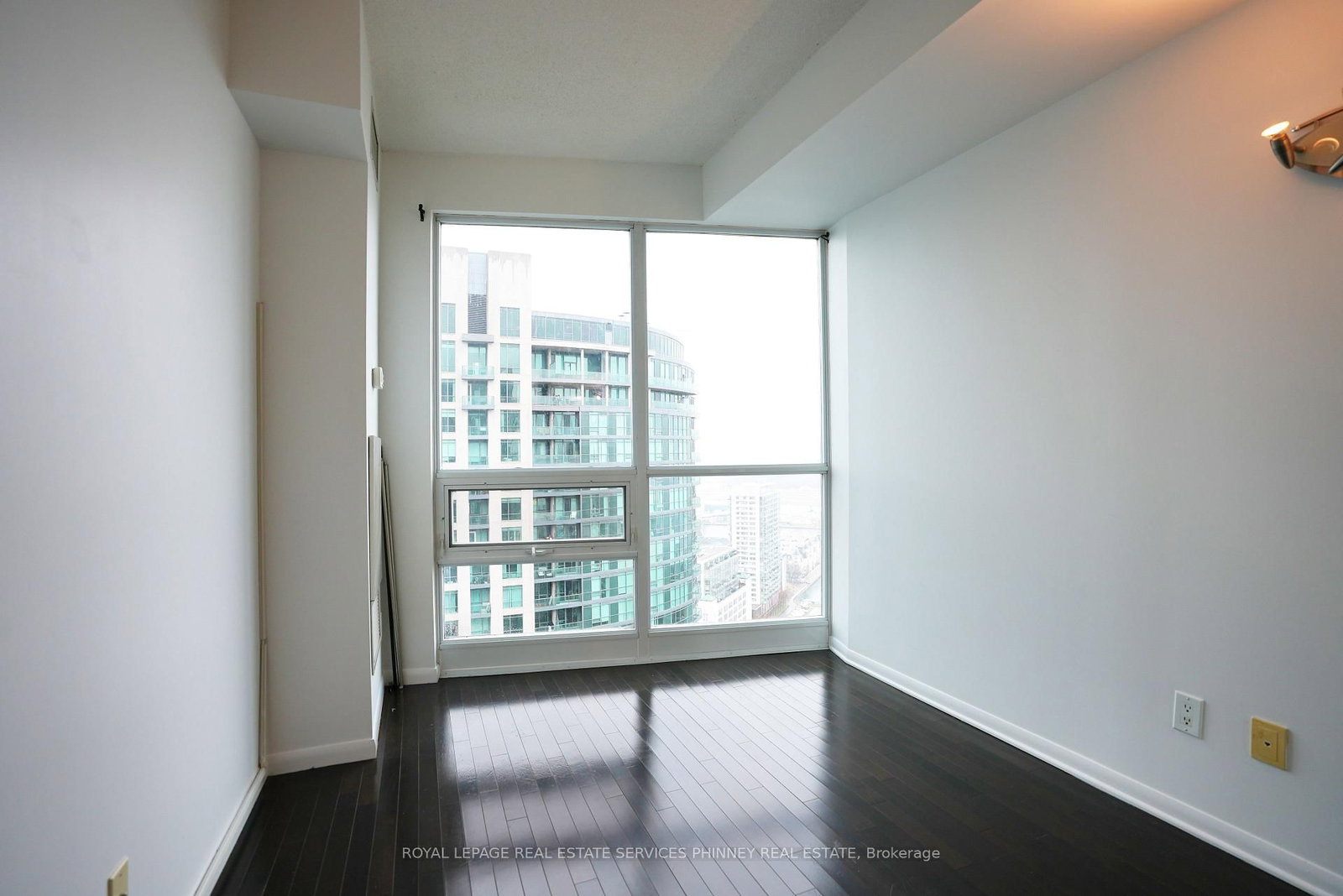 219 Fort York Boulevard, Unit 3506 - Photo 9