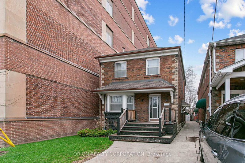 76 St Annes Rd, Toronto, M6J 3J9 | Image 3