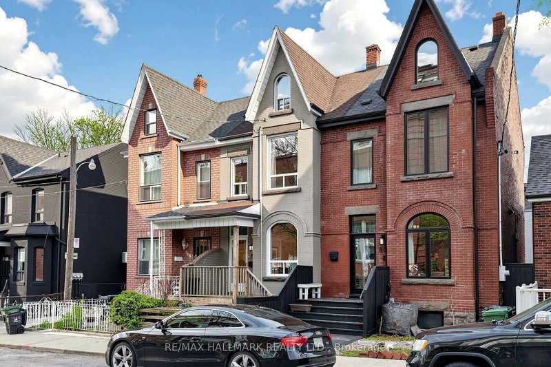 80 Manning Ave, Toronto, M6J 2K5 | Image 2