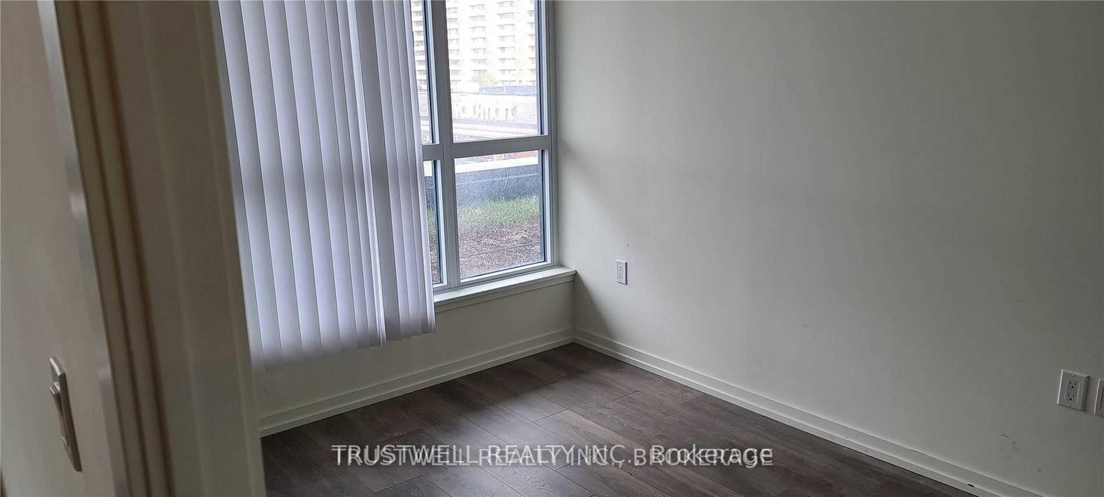 3237 Bayview Avenue, Unit 306 - Photo 8