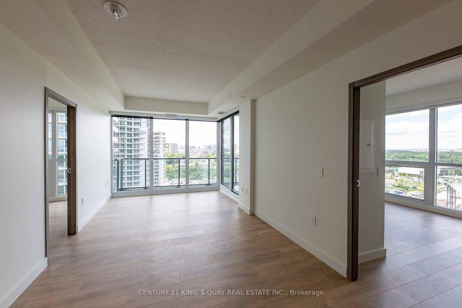 95 Mcmahon Drive, Unit 1909 - Photo 13