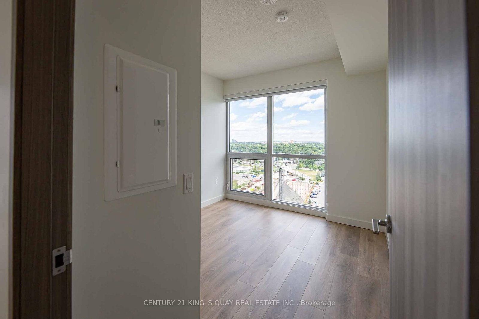 95 Mcmahon Drive, Unit 1909 - Photo 7