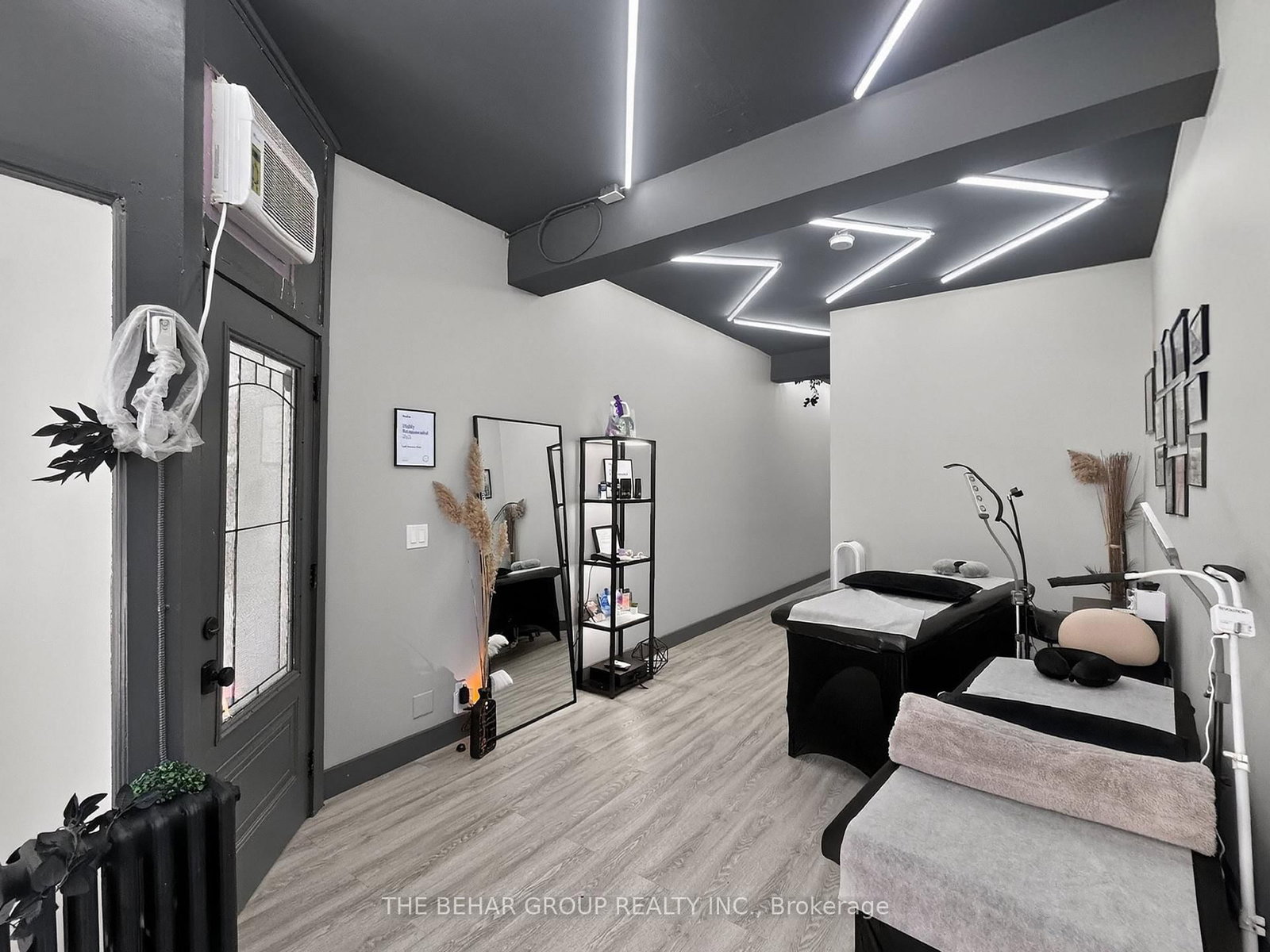 821 Eglinton Avenue W, Unit 101 - Photo 12