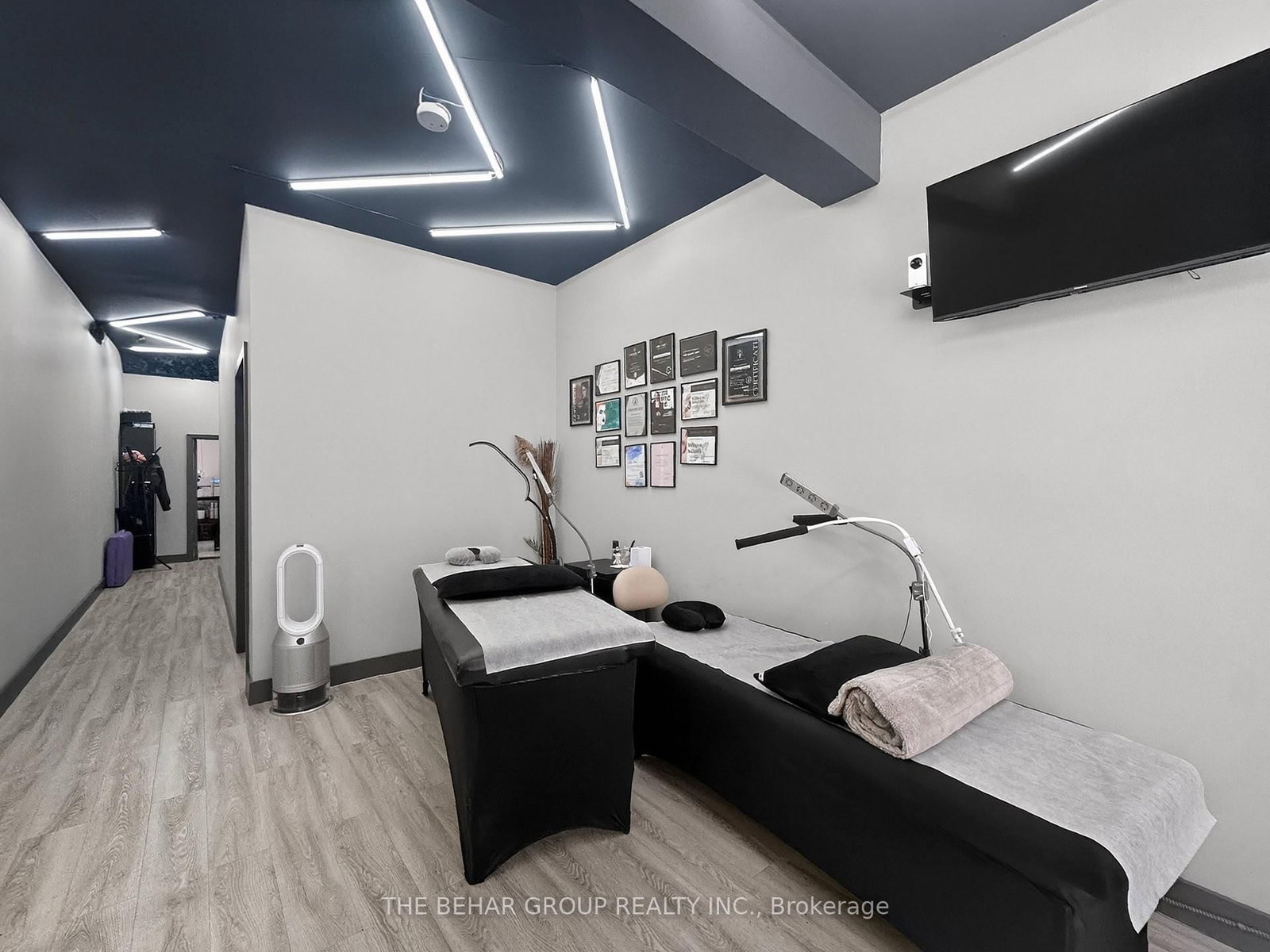 821 Eglinton Avenue W, Unit 101 - Photo 15